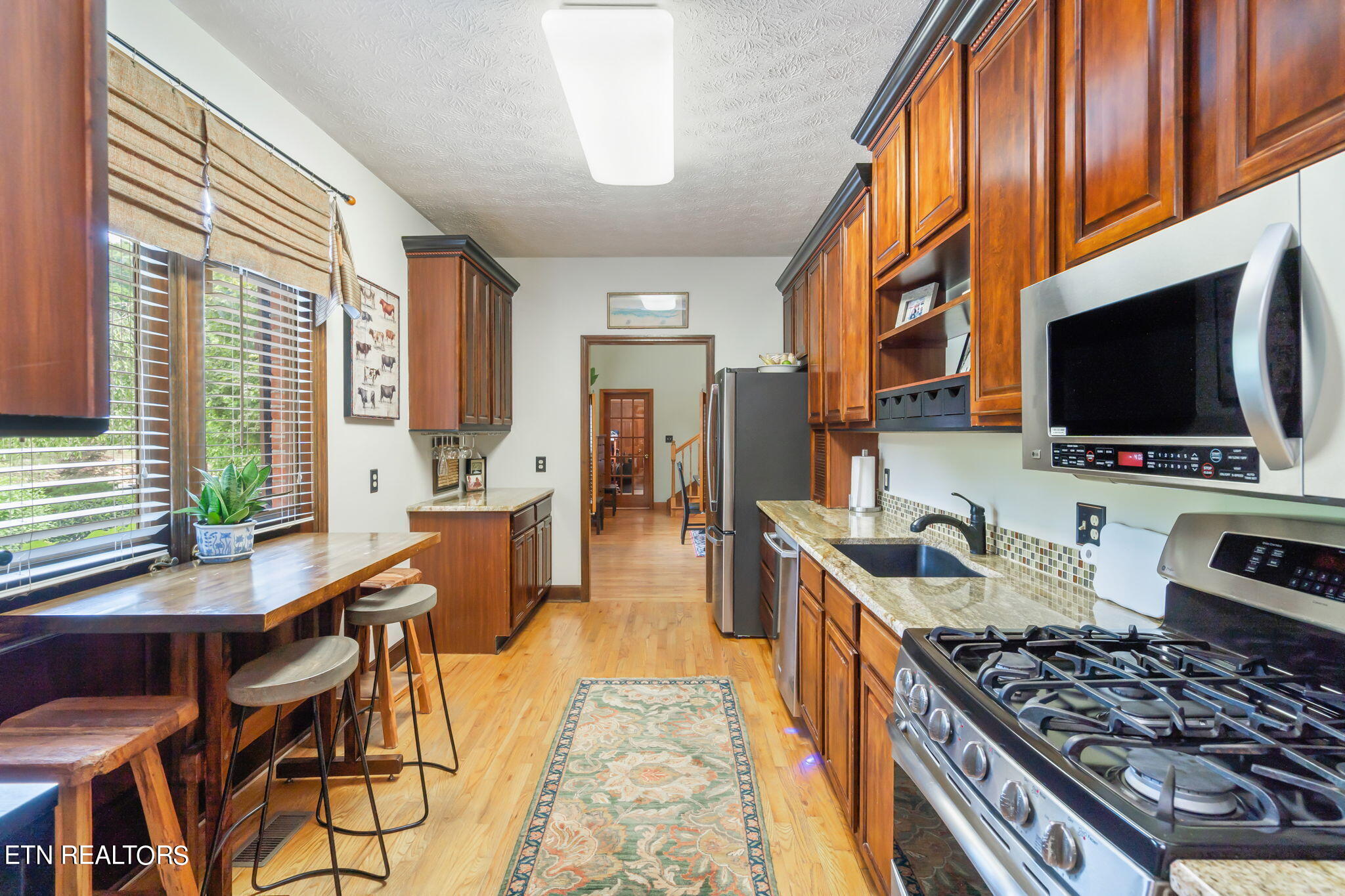 635 SW Blows Ferry Rd