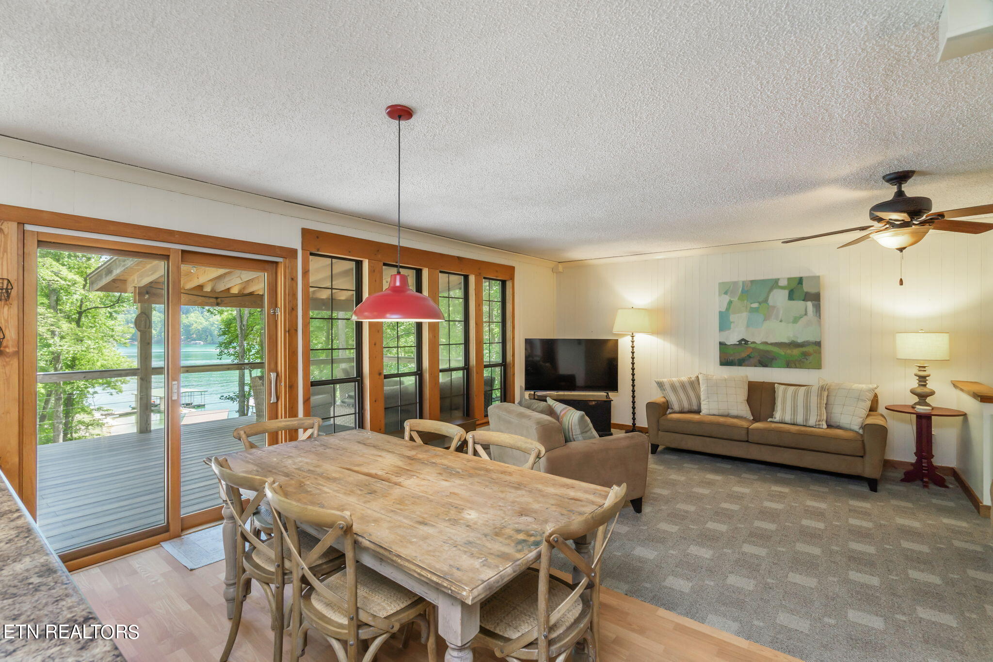 395 Fox Lake Lane, LaFollette