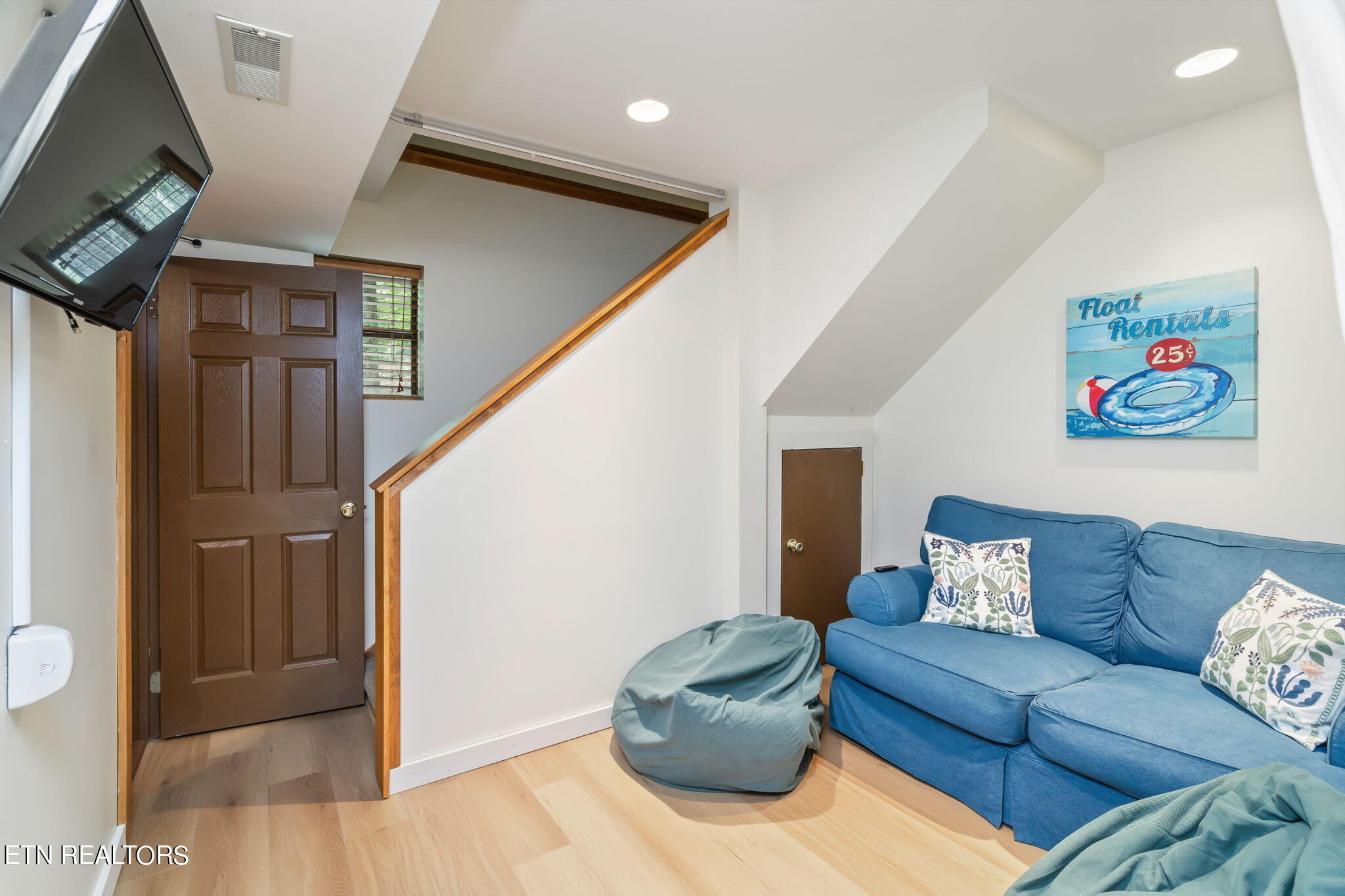 395 Fox Lake Lane, LaFollette