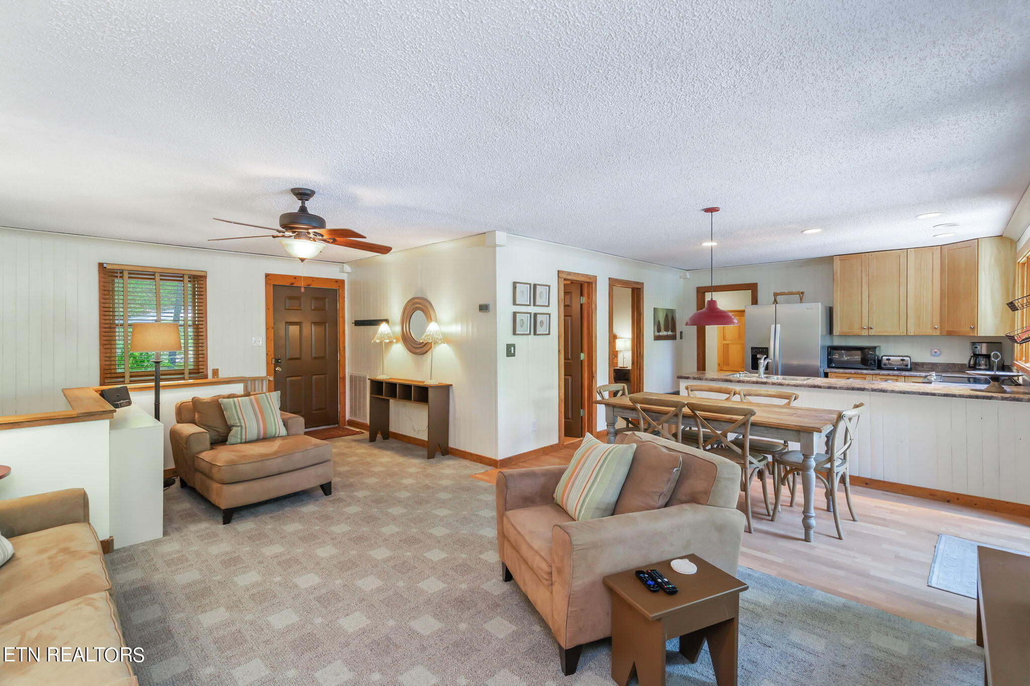 395 Fox Lake Lane, LaFollette