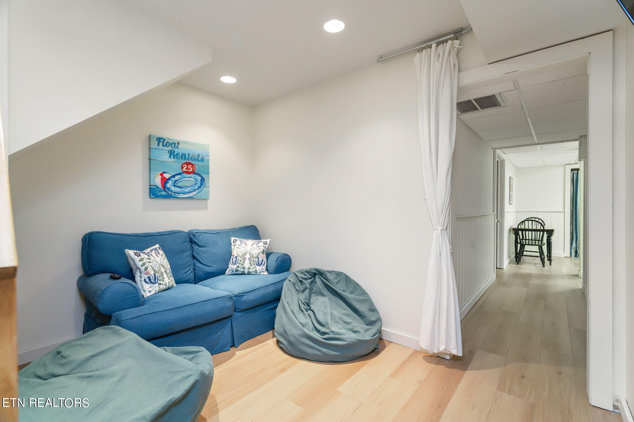 395 Fox Lake Lane, LaFollette