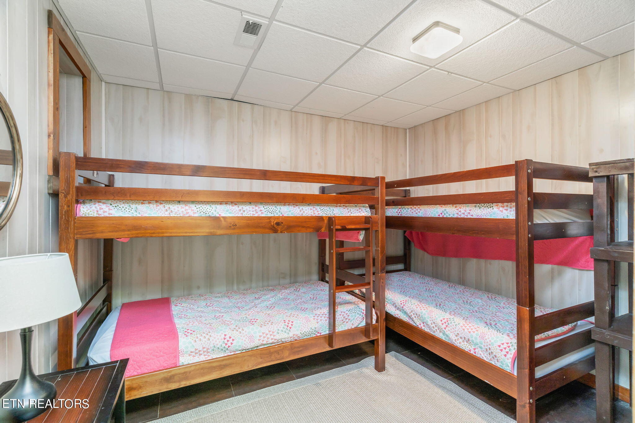 395 Fox Lake Lane, LaFollette