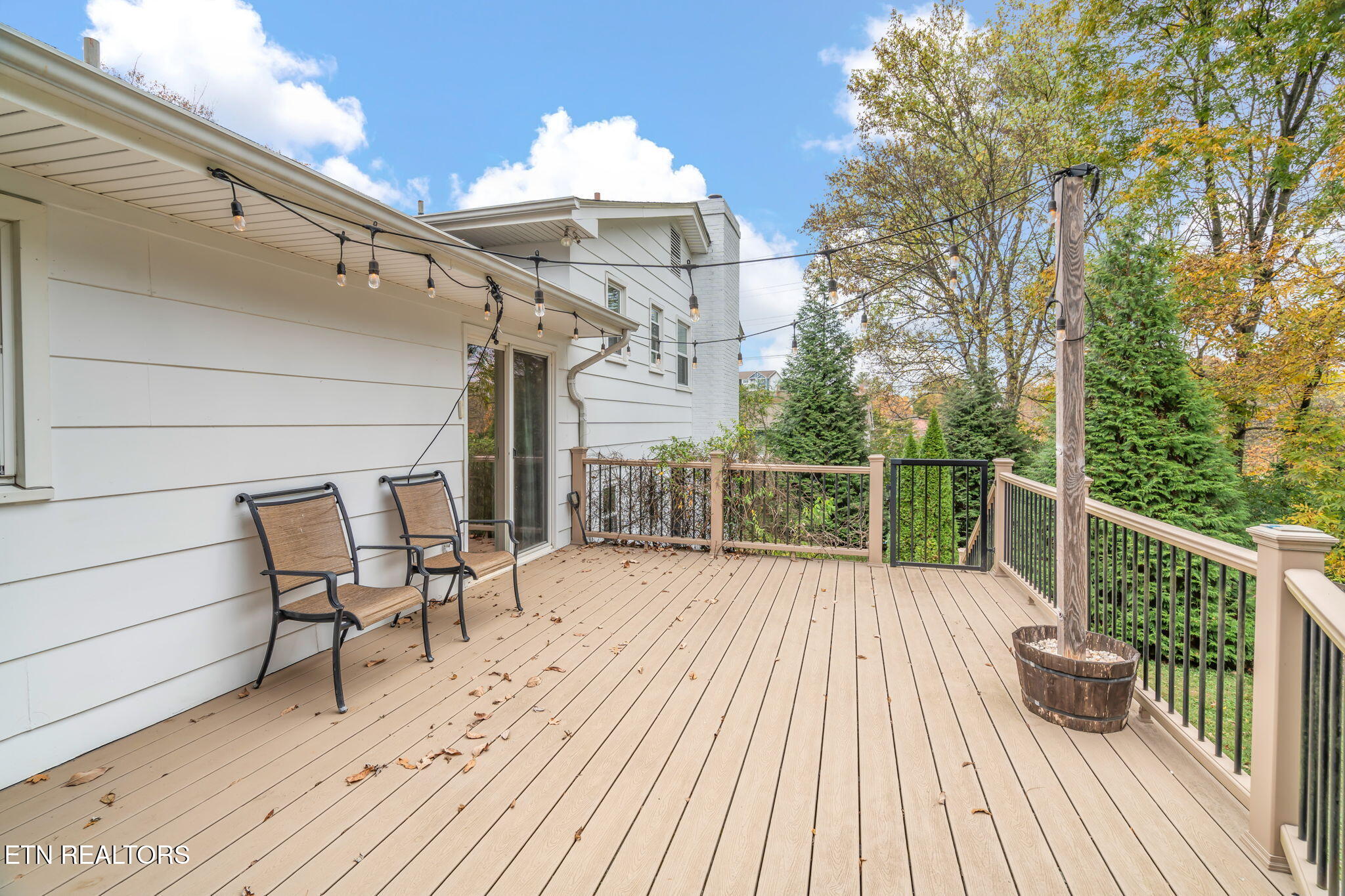 7504 NW Deane Hill Drive