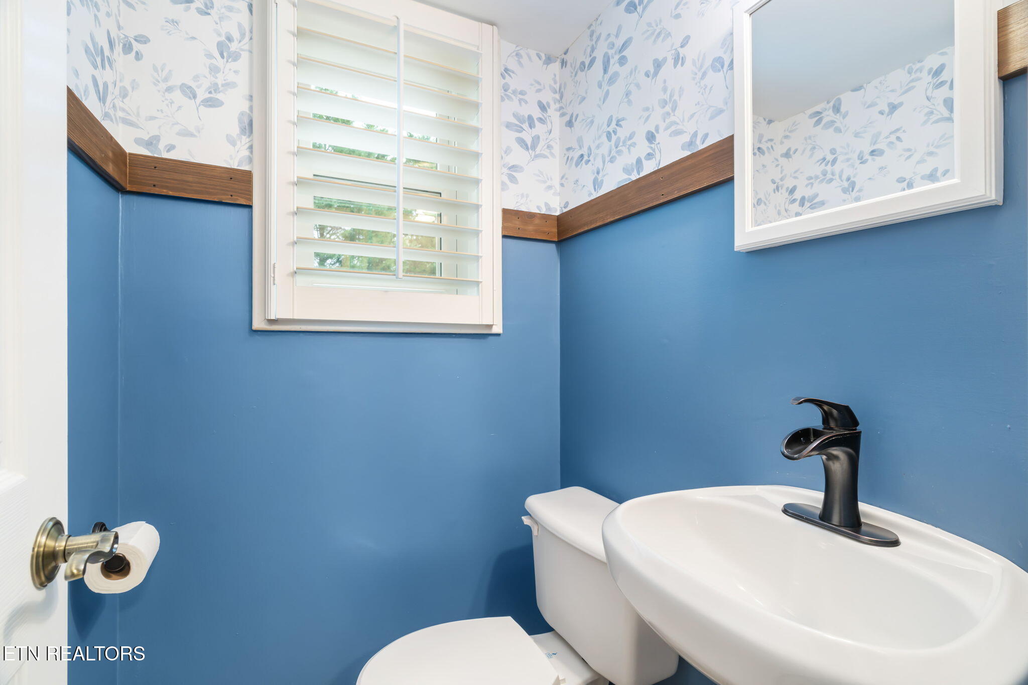 7504 NW Deane Hill Drive