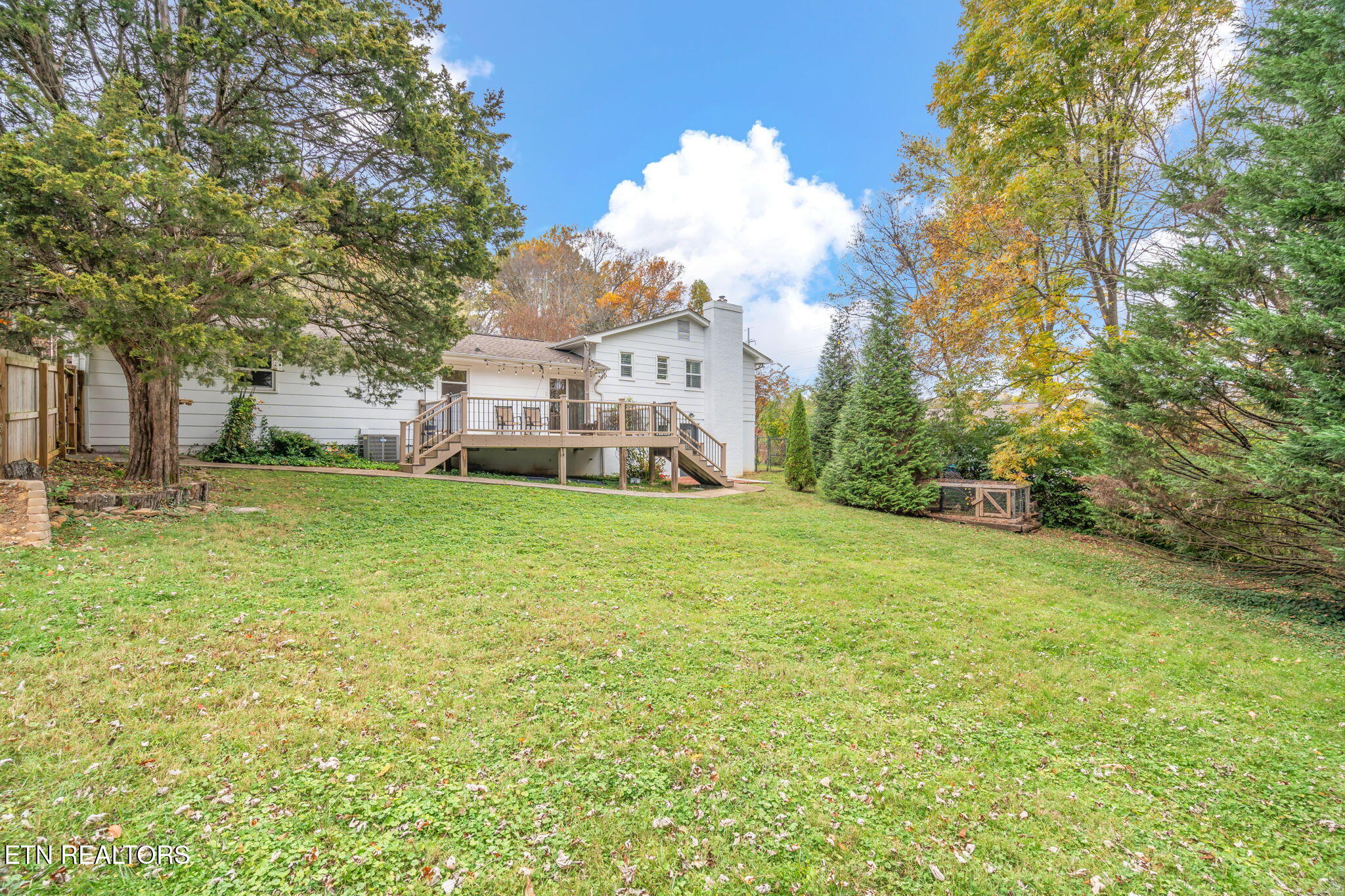 7504 NW Deane Hill Drive