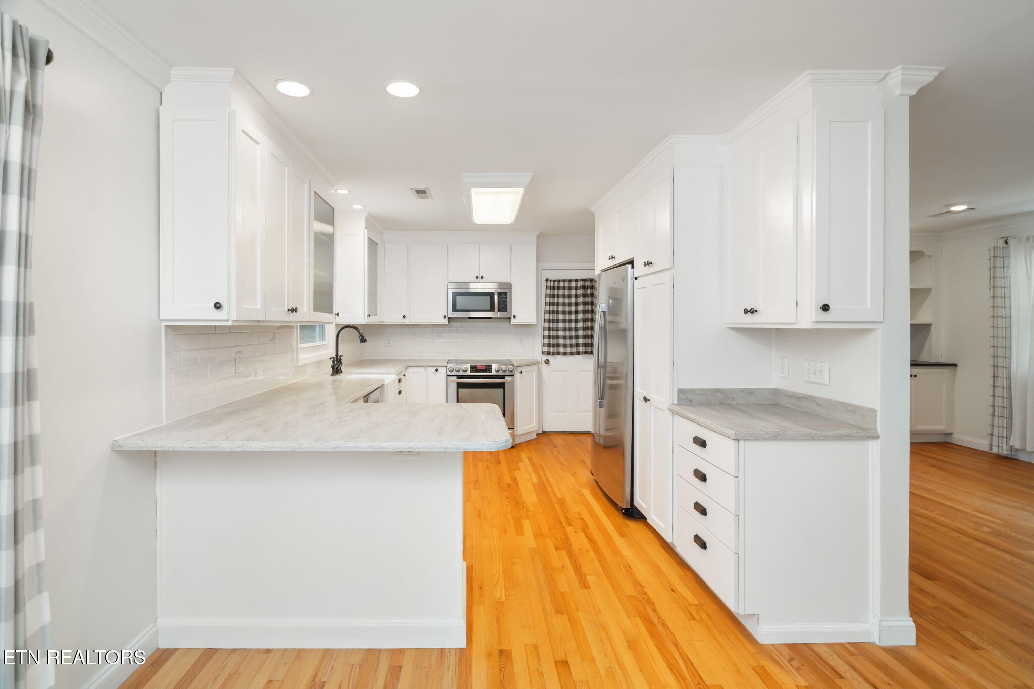 7504 NW Deane Hill Drive