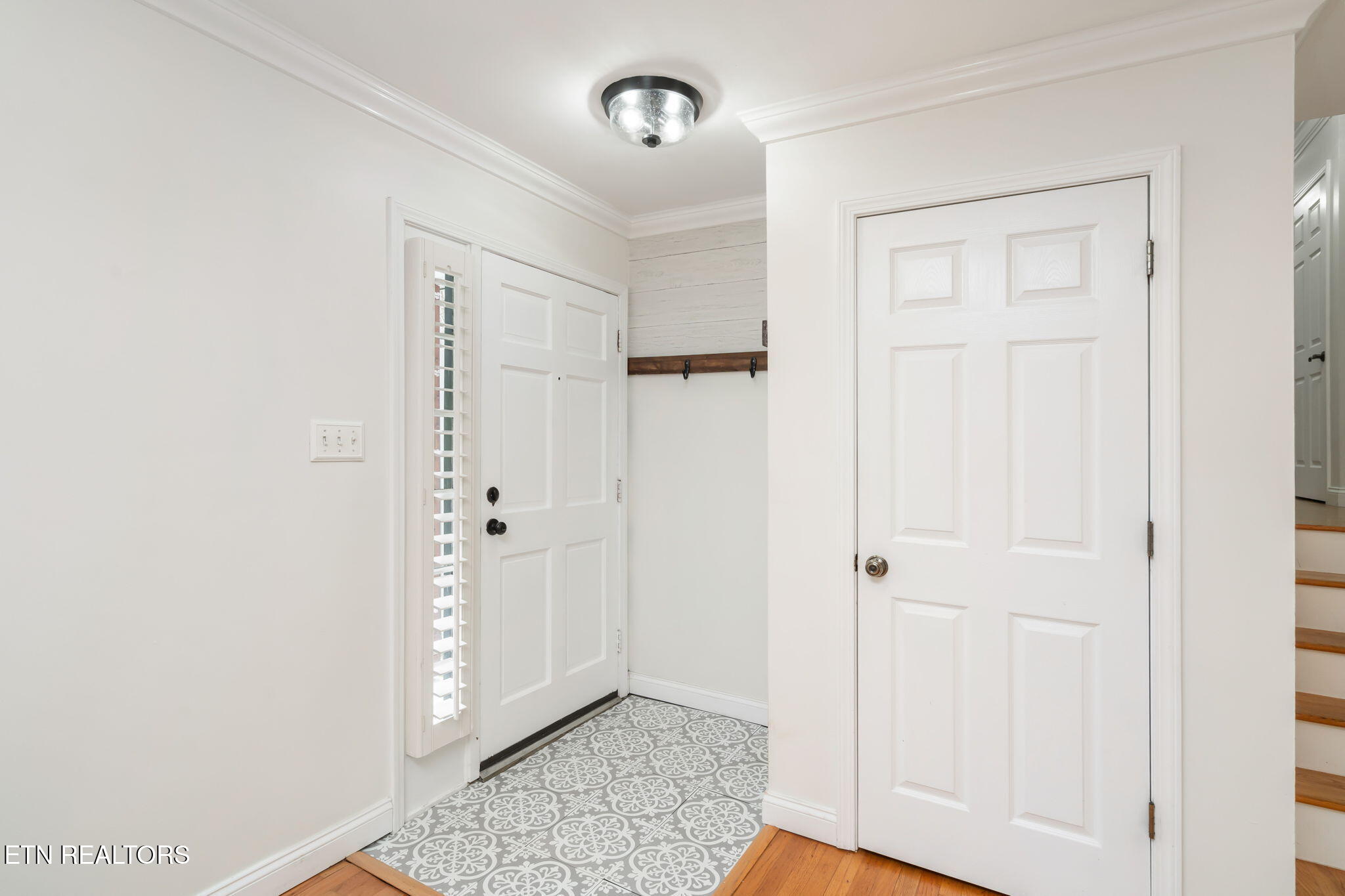 7504 NW Deane Hill Drive