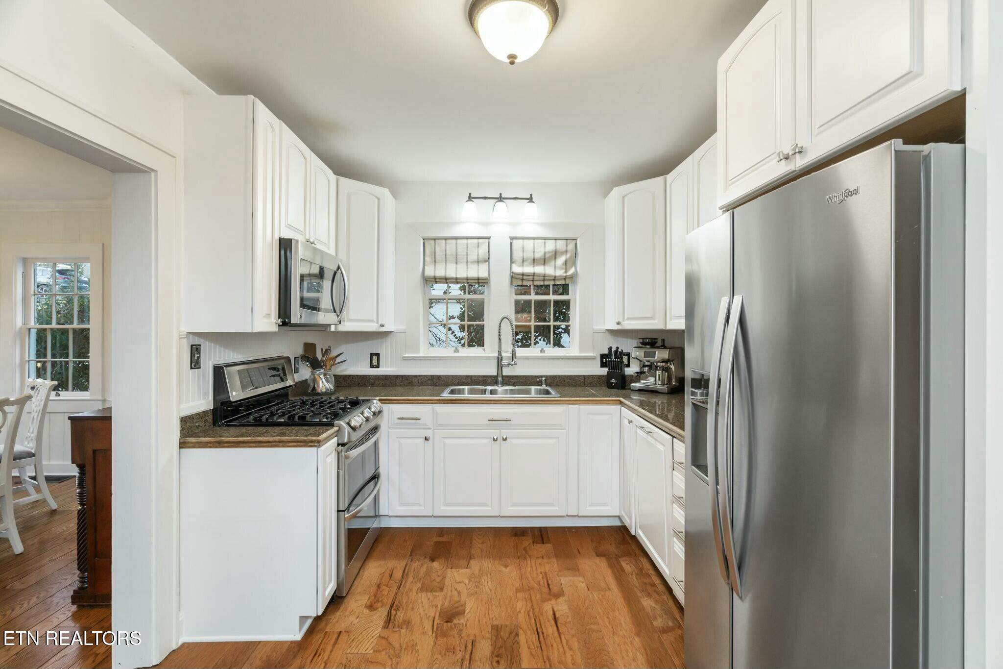 704 Forest Heights Rd