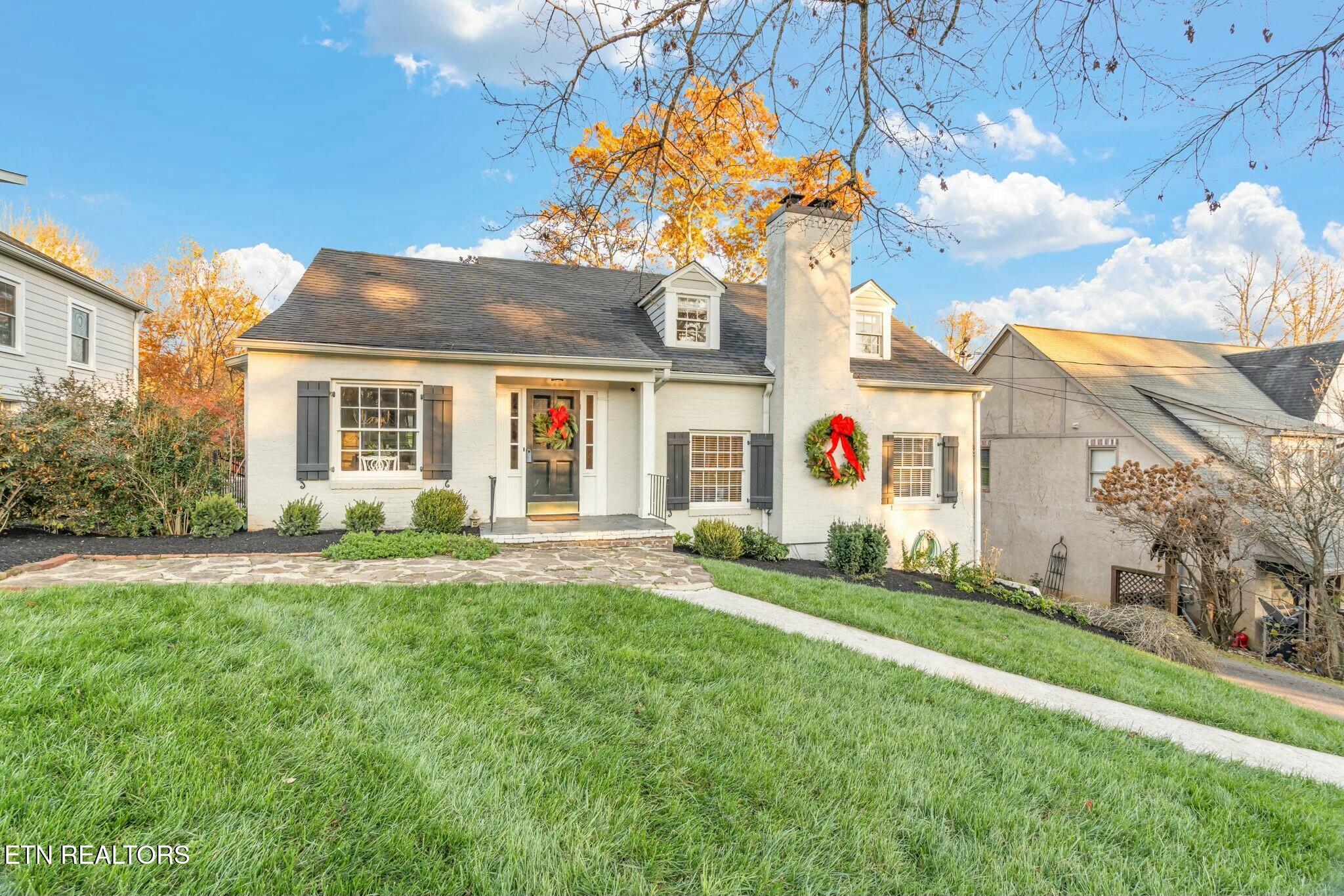 704 Forest Heights Rd