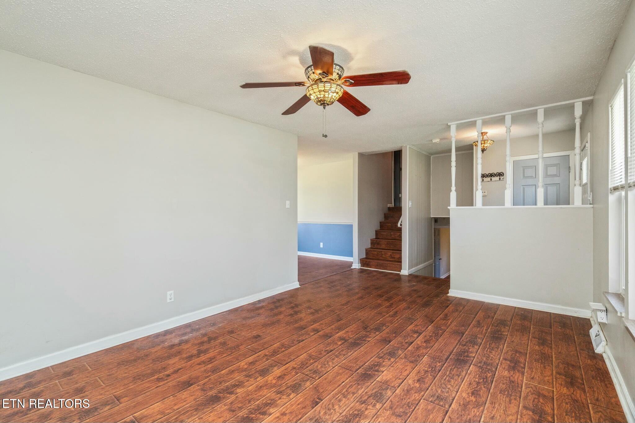 12204 W Kings Gate Rd