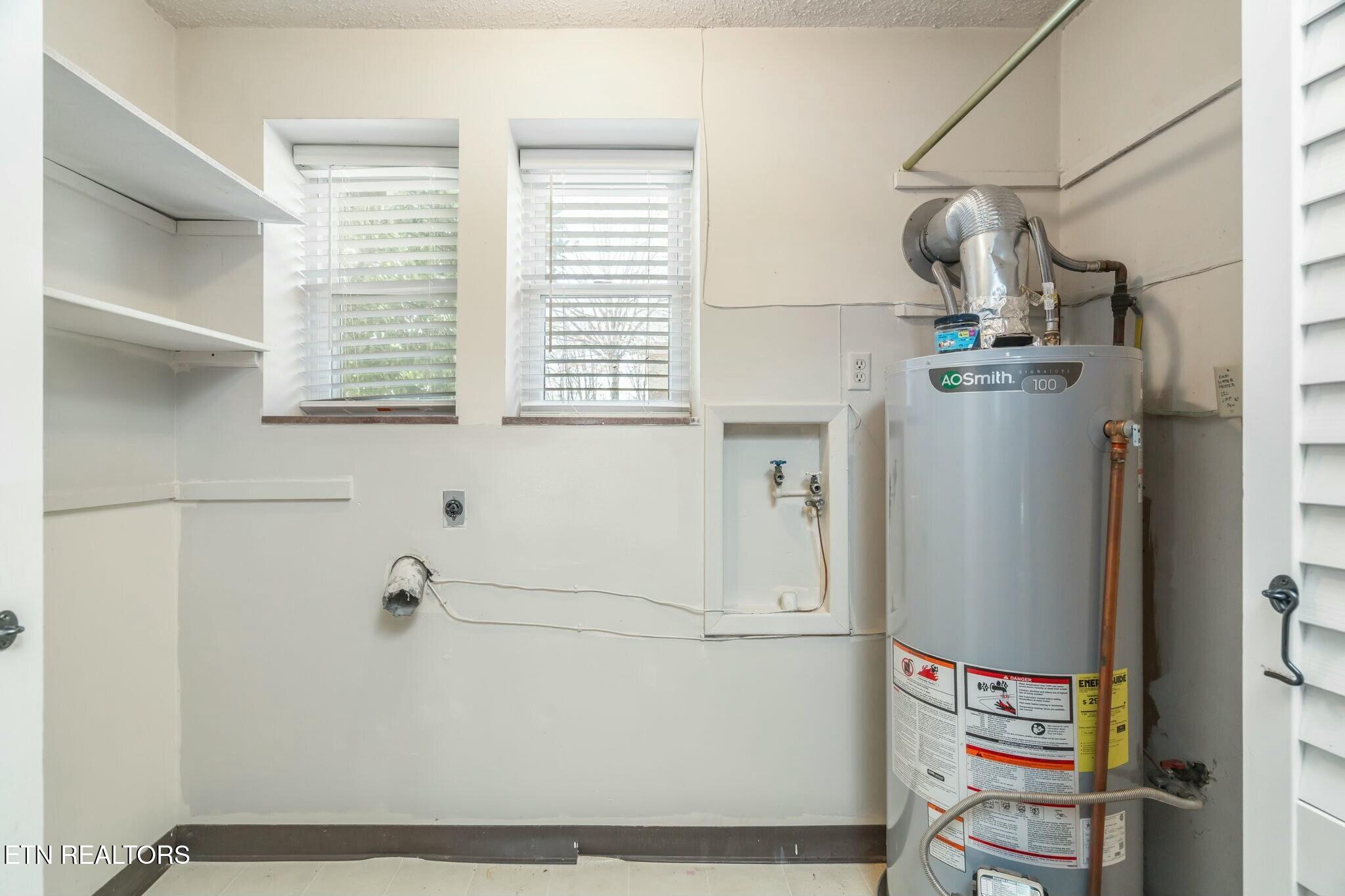 12204 W Kings Gate Rd