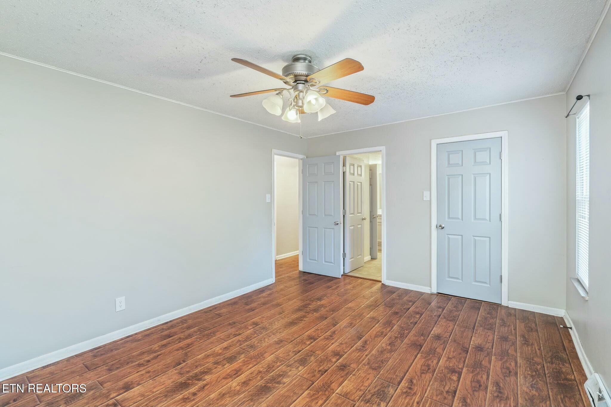 12204 W Kings Gate Rd