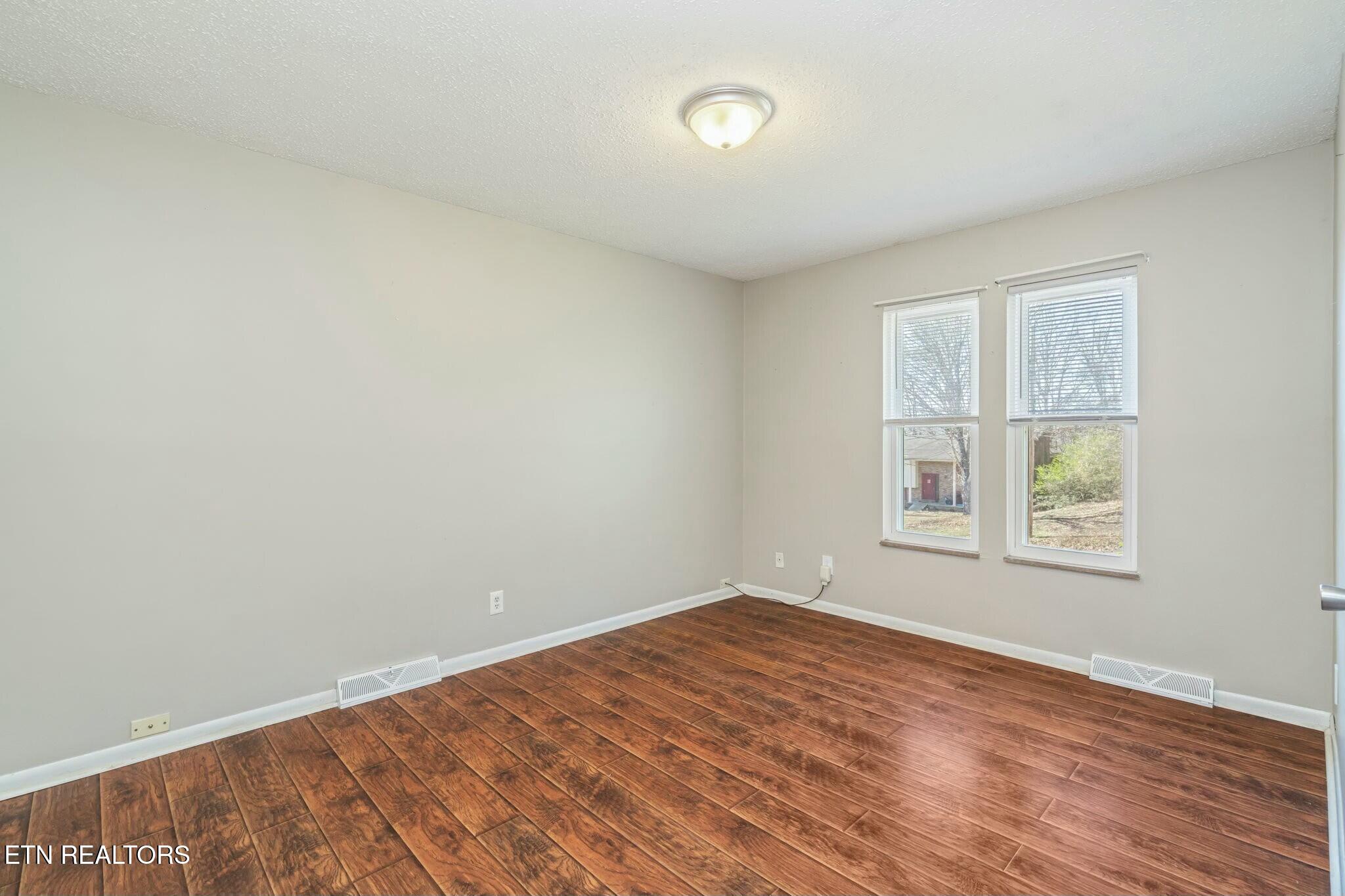 12204 W Kings Gate Rd