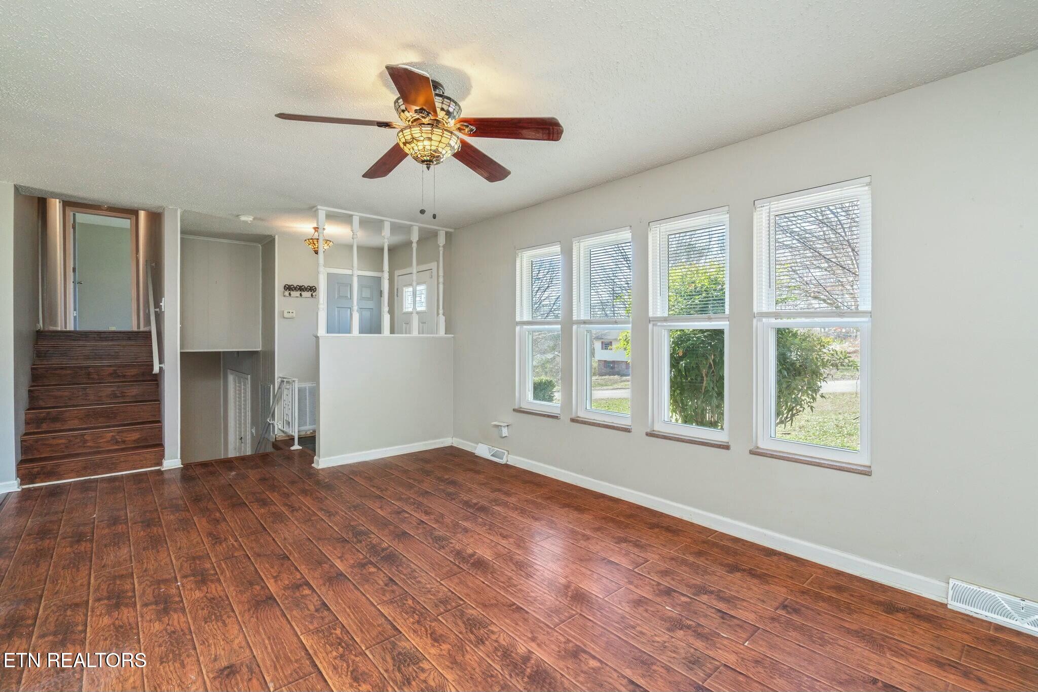 12204 W Kings Gate Rd