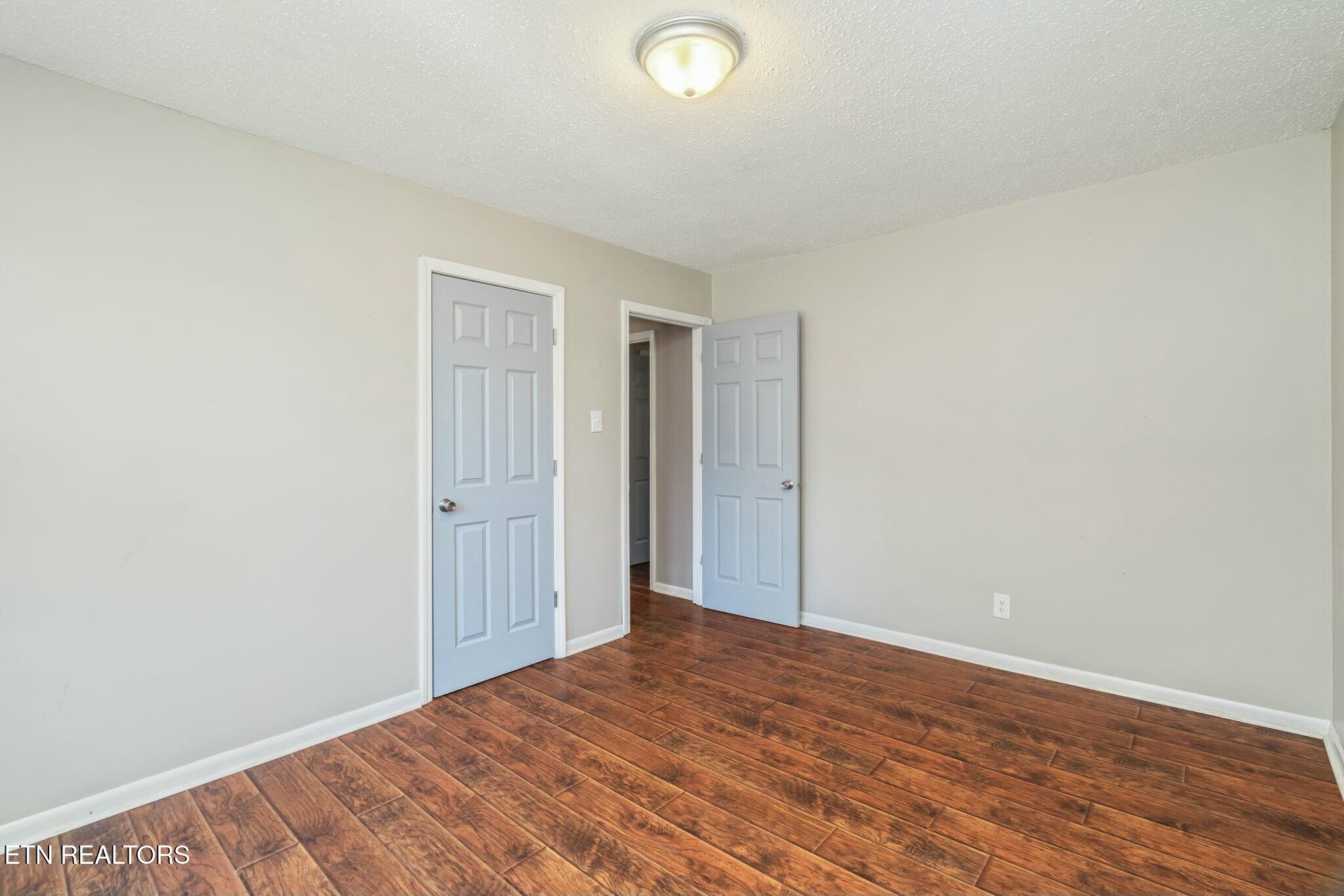 12204 W Kings Gate Rd