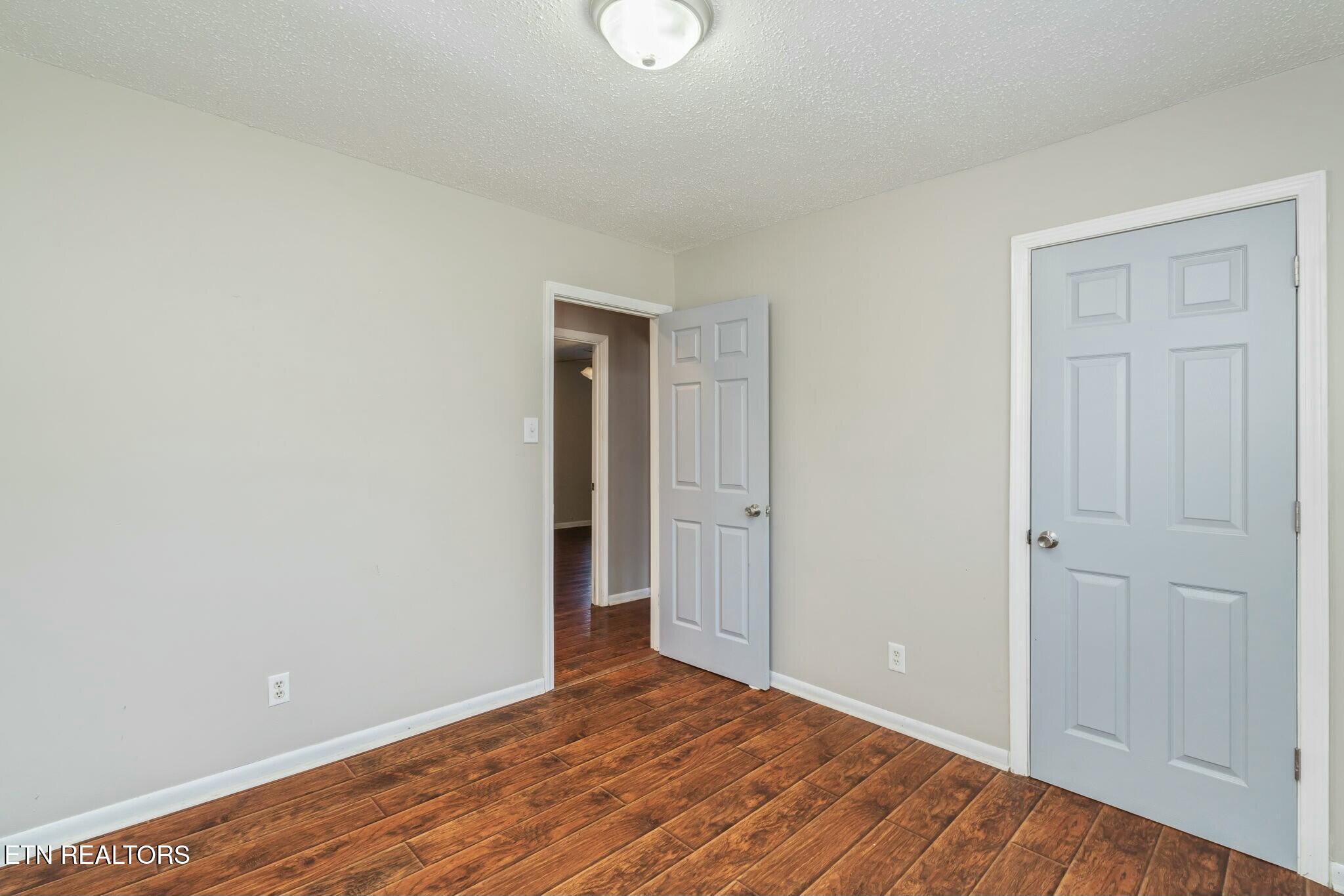 12204 W Kings Gate Rd