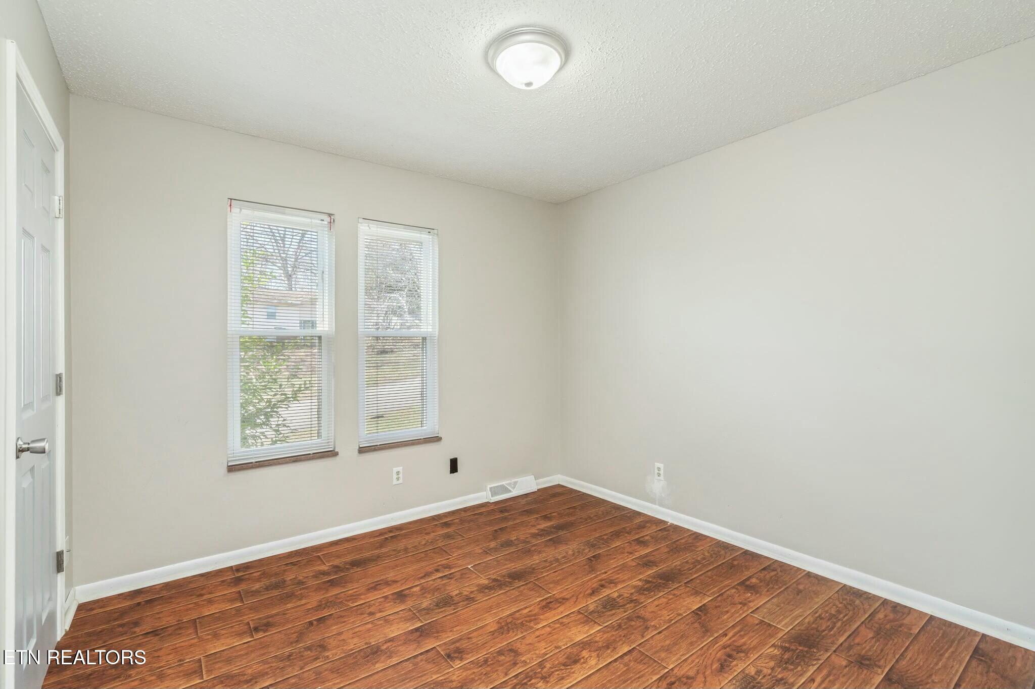 12204 W Kings Gate Rd