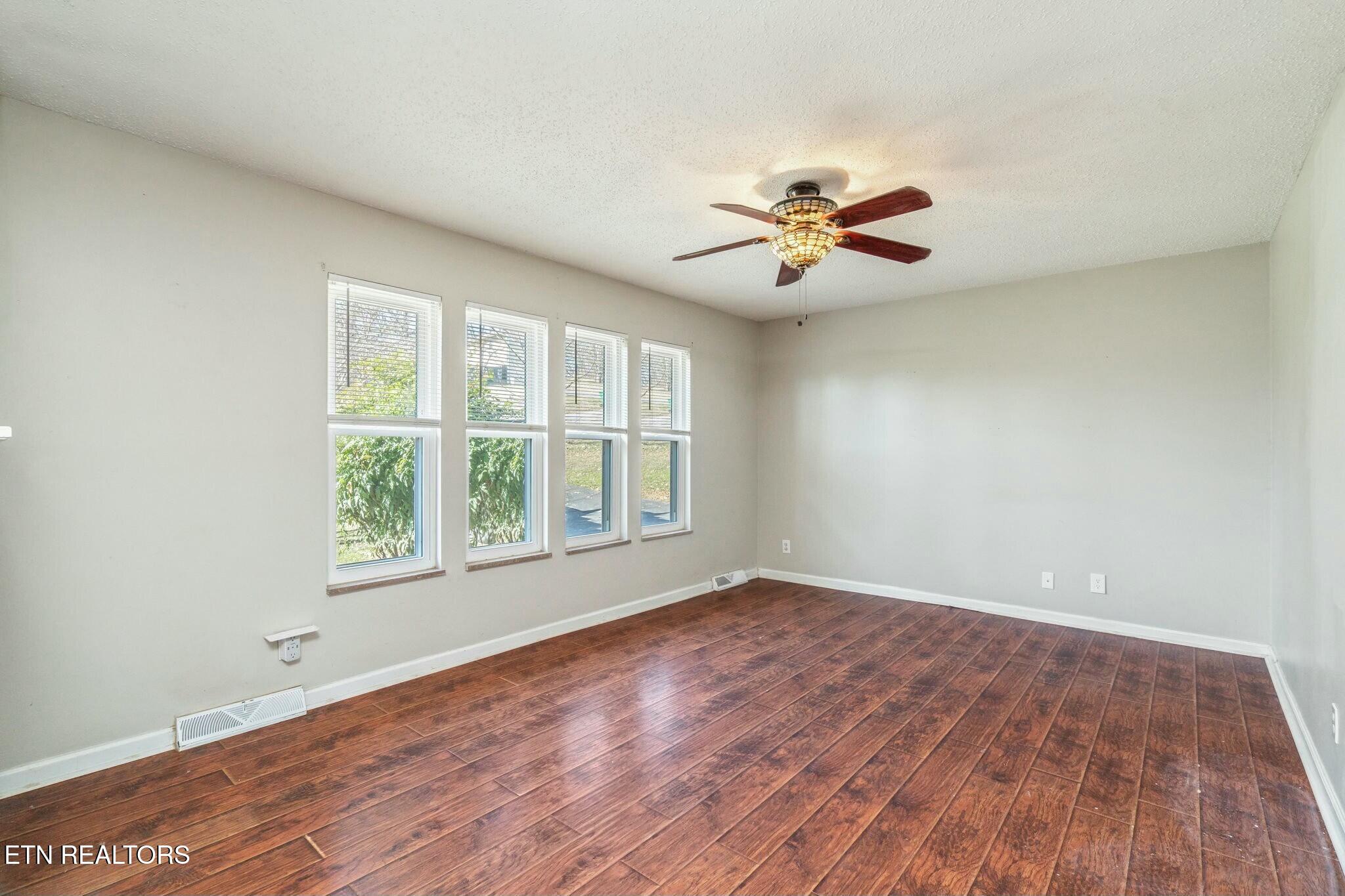 12204 W Kings Gate Rd