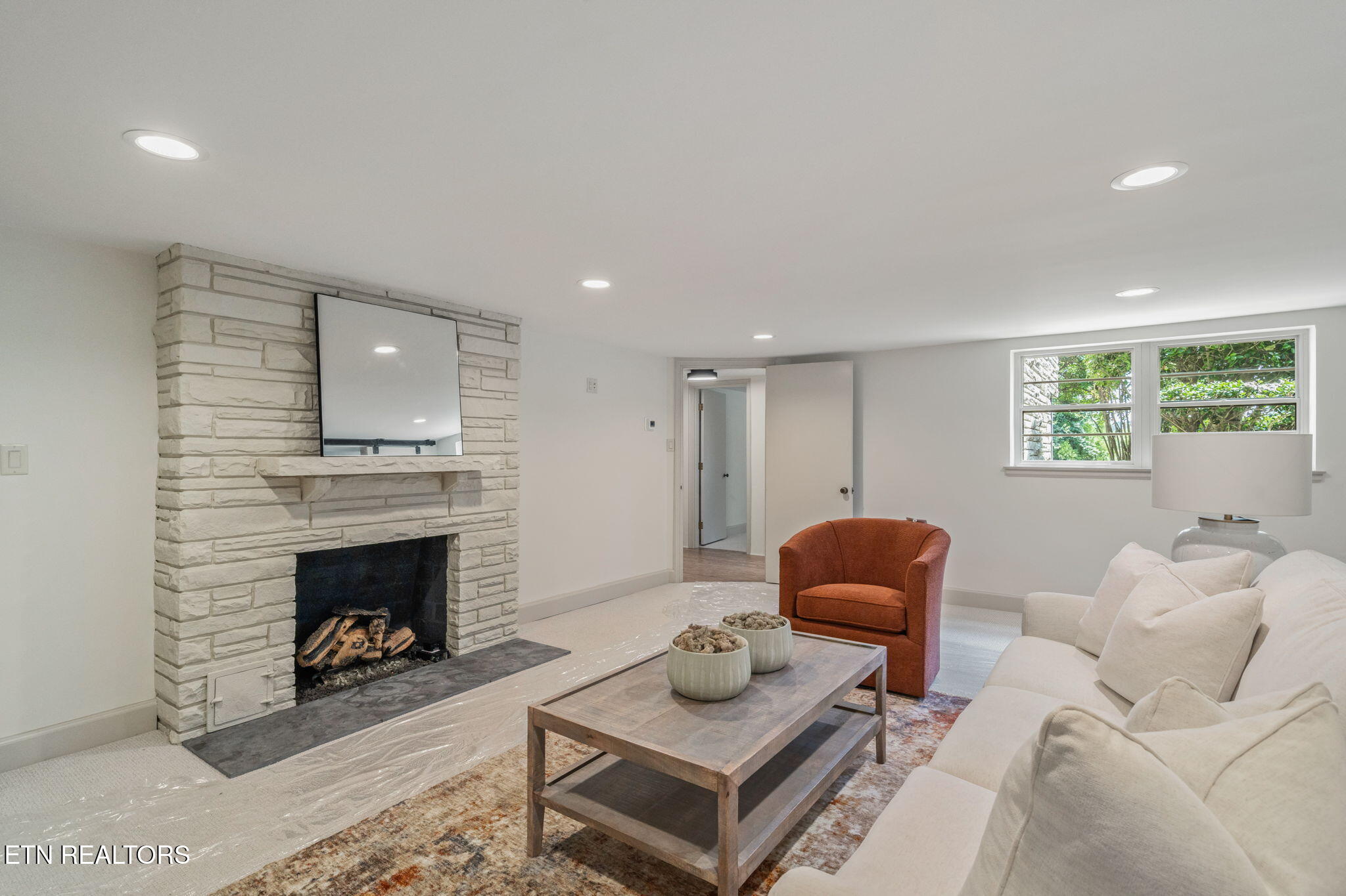 6501 Sherwood Drive