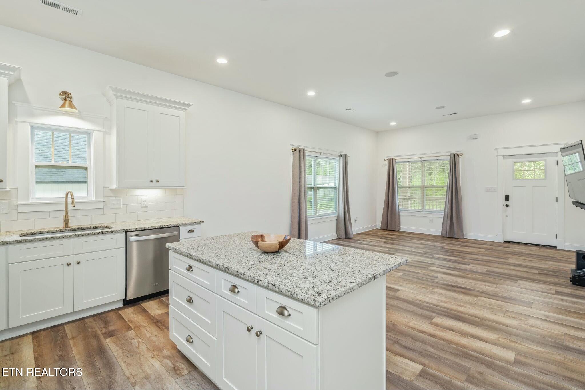 2102 Bernhurst Drive