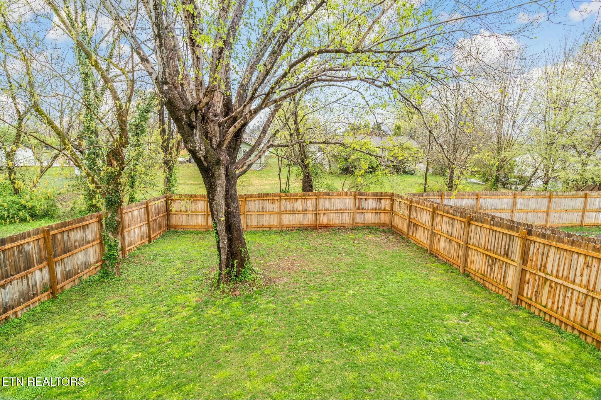 2102 Bernhurst Drive