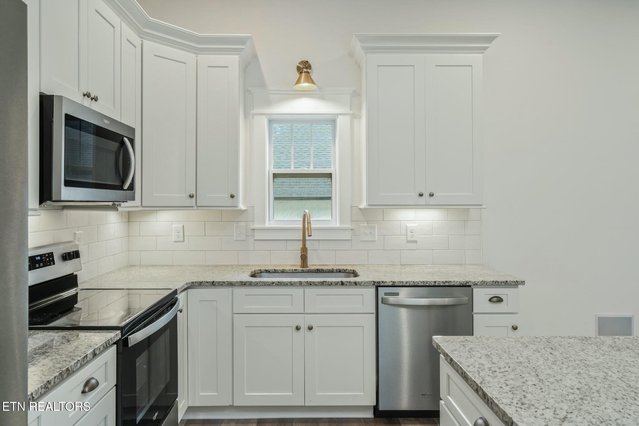 2102 Bernhurst Drive