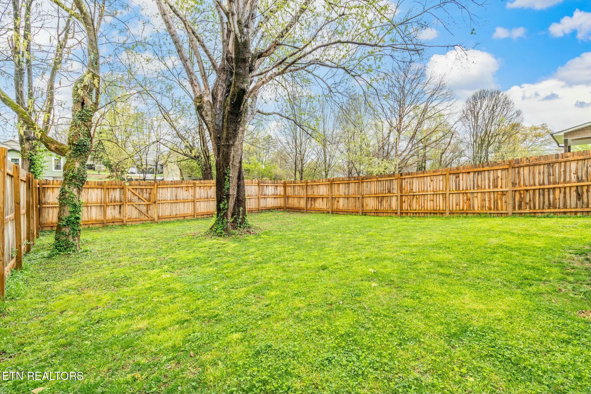 2102 Bernhurst Drive