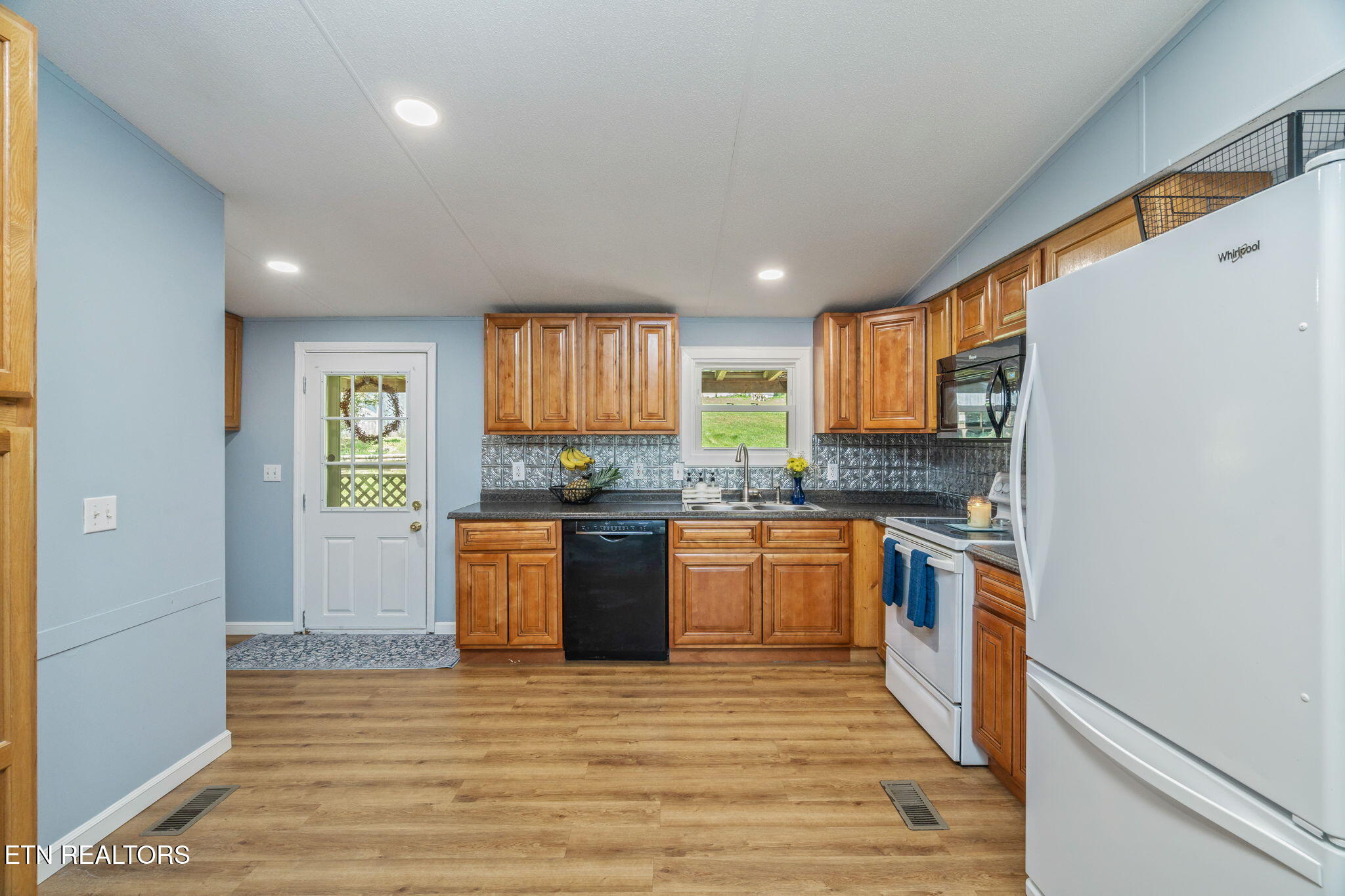 107 Clear Lake Drive