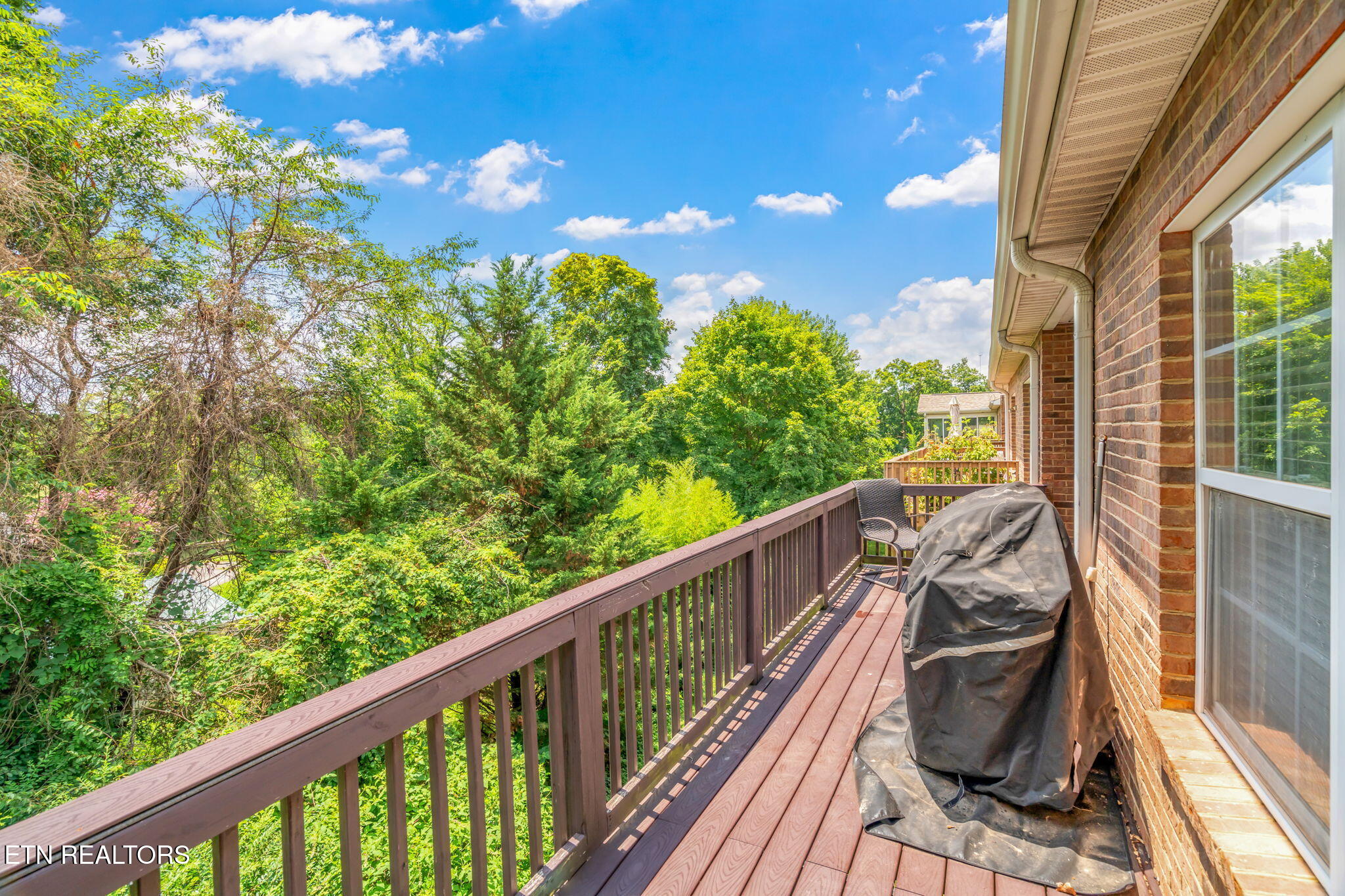 3238 Mountain Spring Way