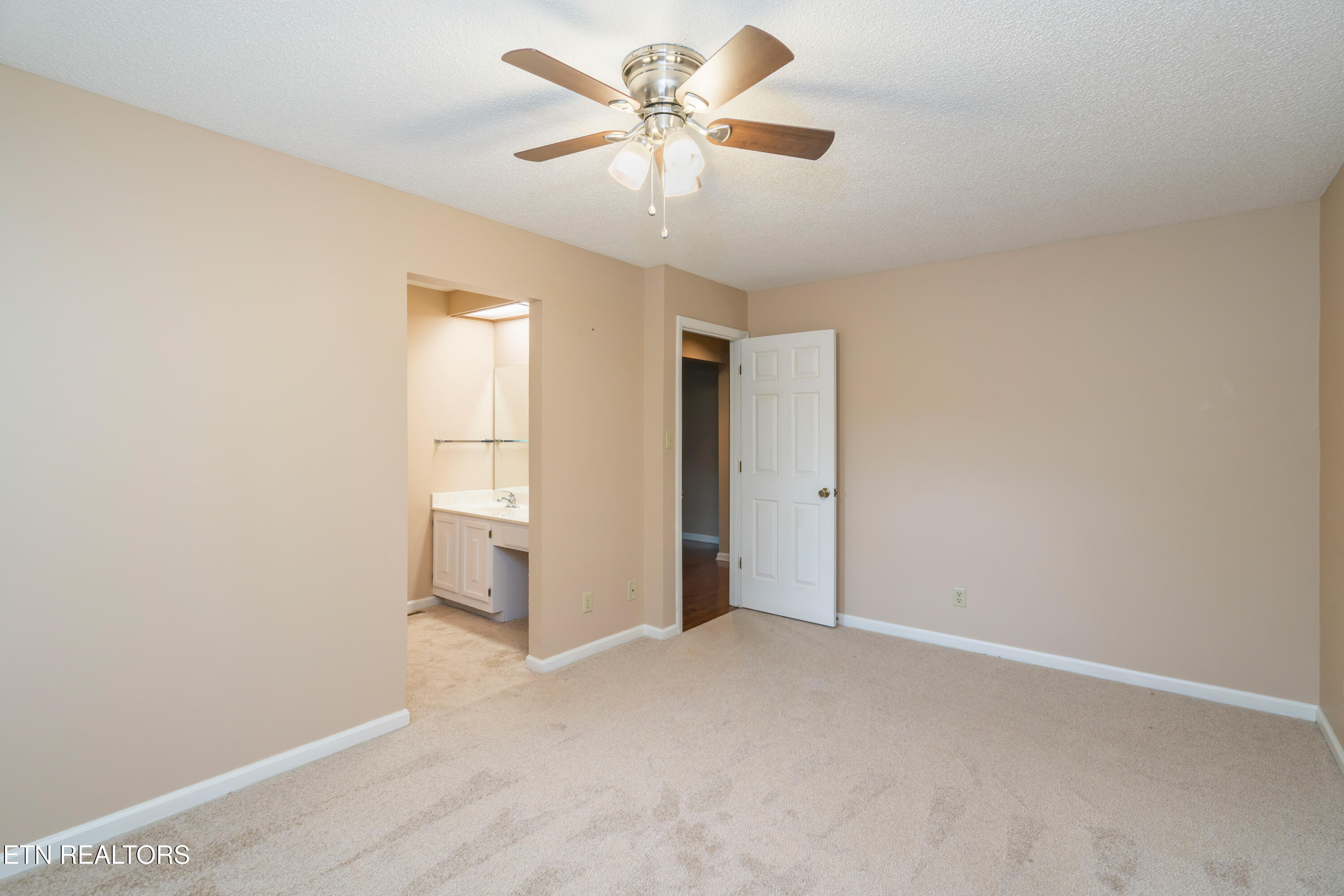 7727 Wilmington Drive