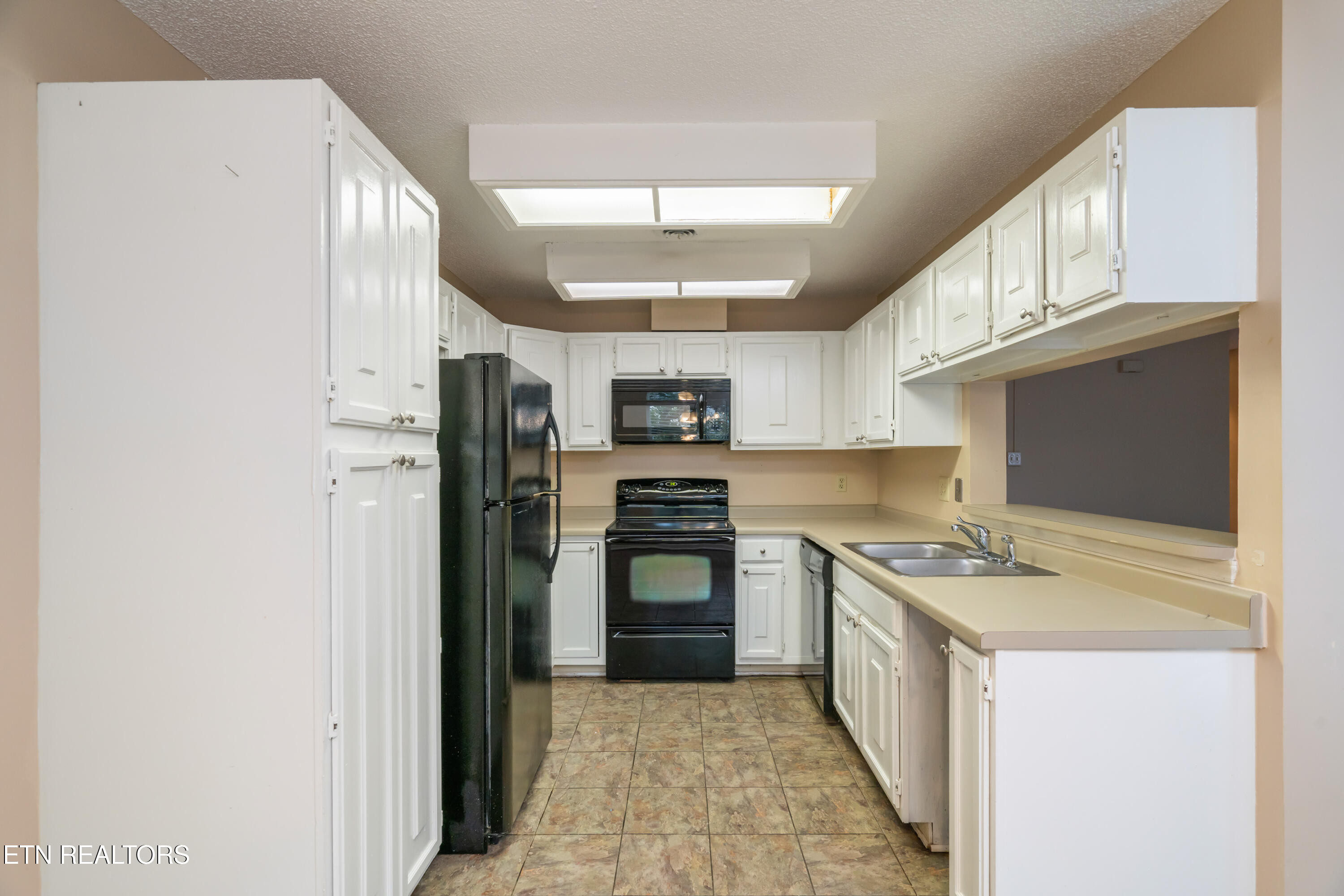 7727 Wilmington Drive