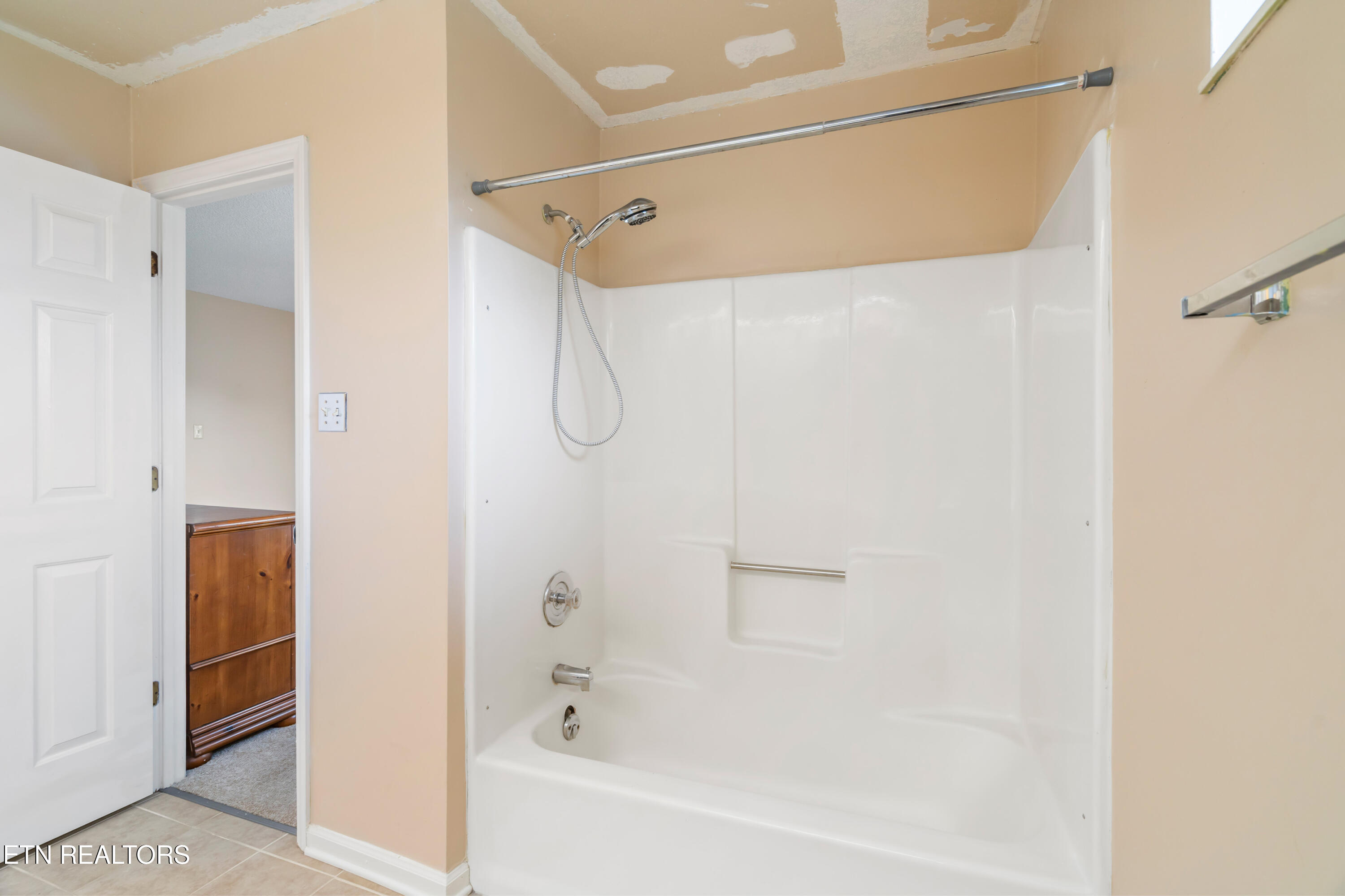 7727 Wilmington Drive