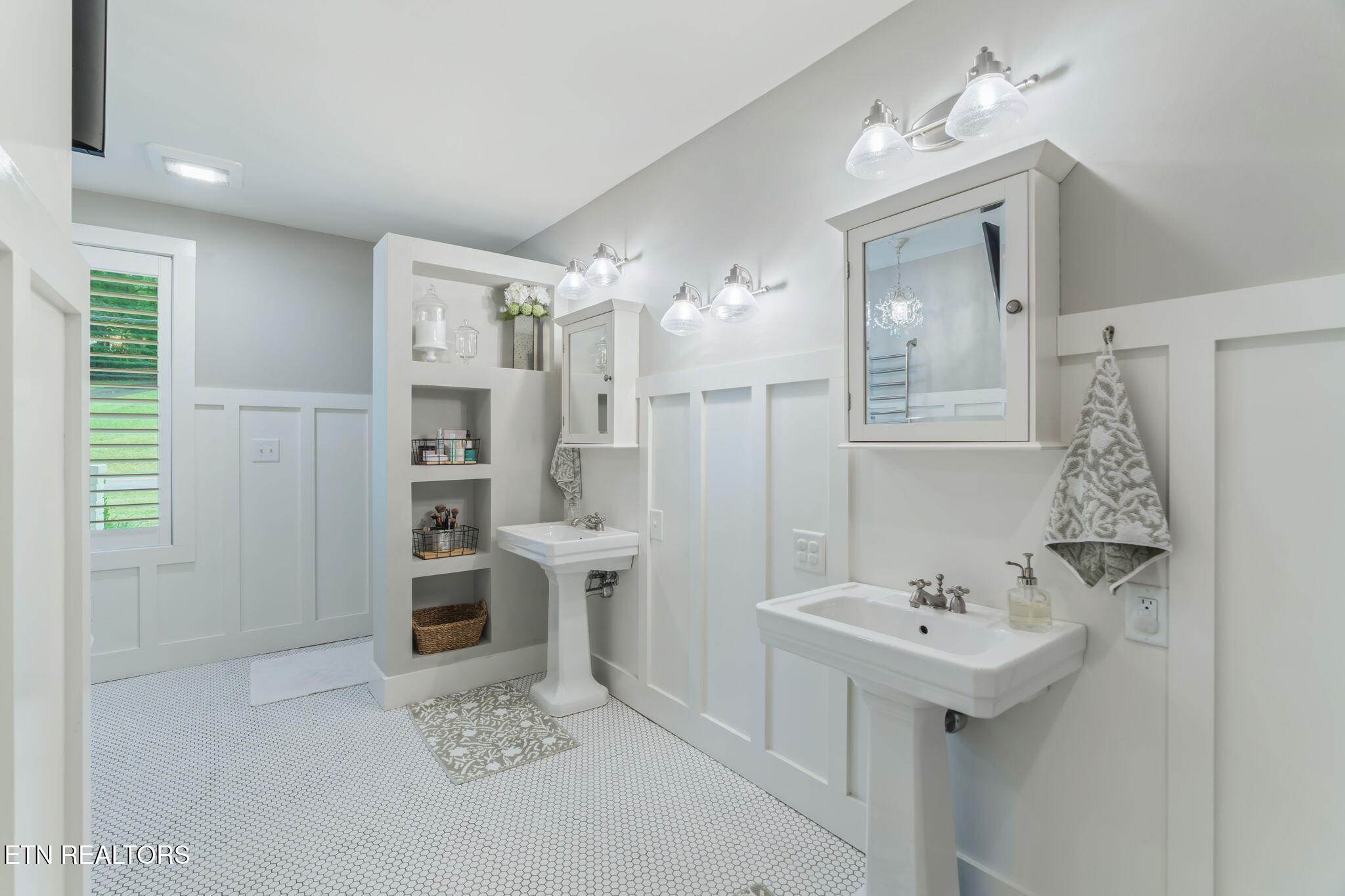 10101 Westland Drive