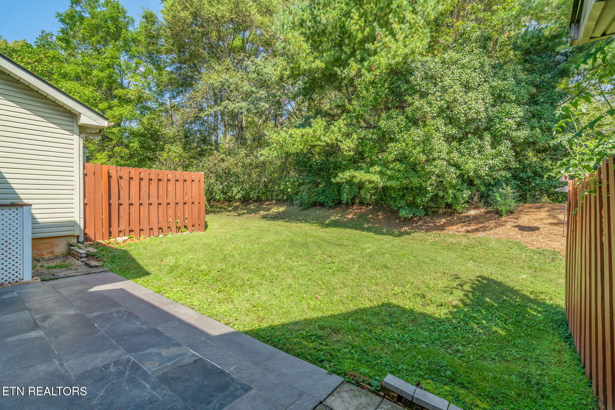 708 Rose Garden Way