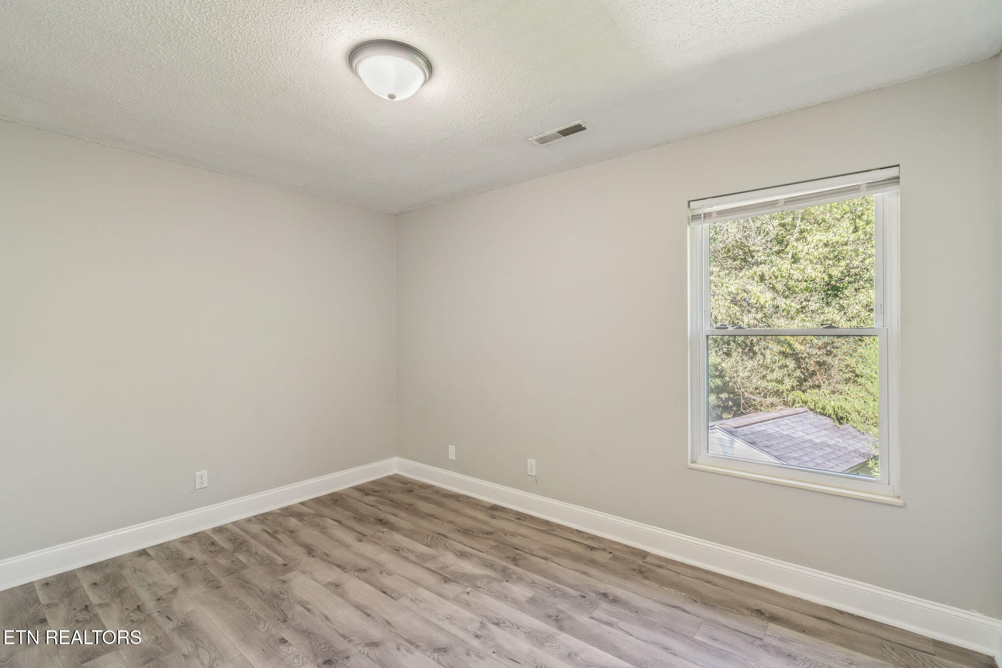 1321 Scotsbury Circle