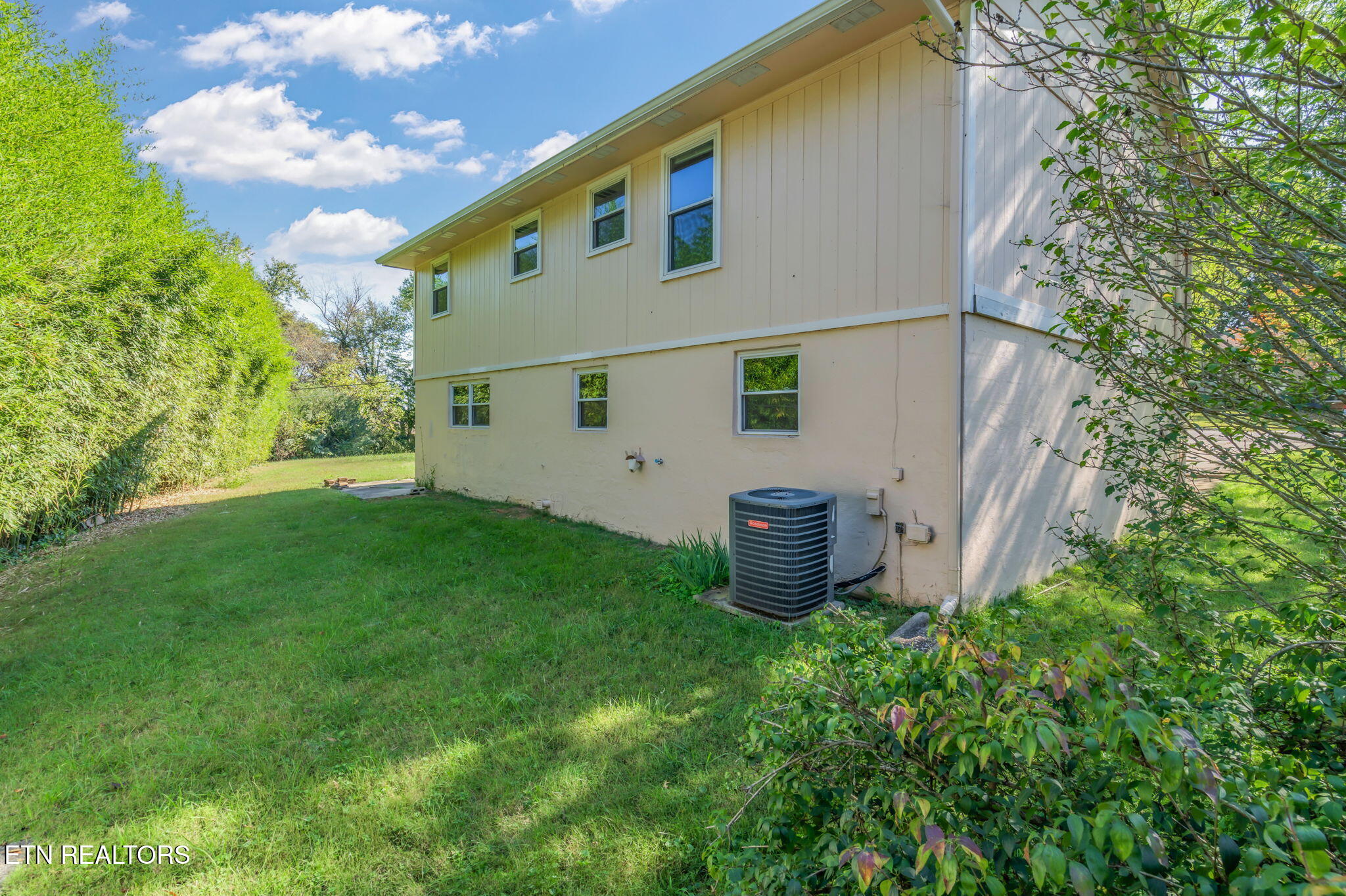 1321 Scotsbury Circle