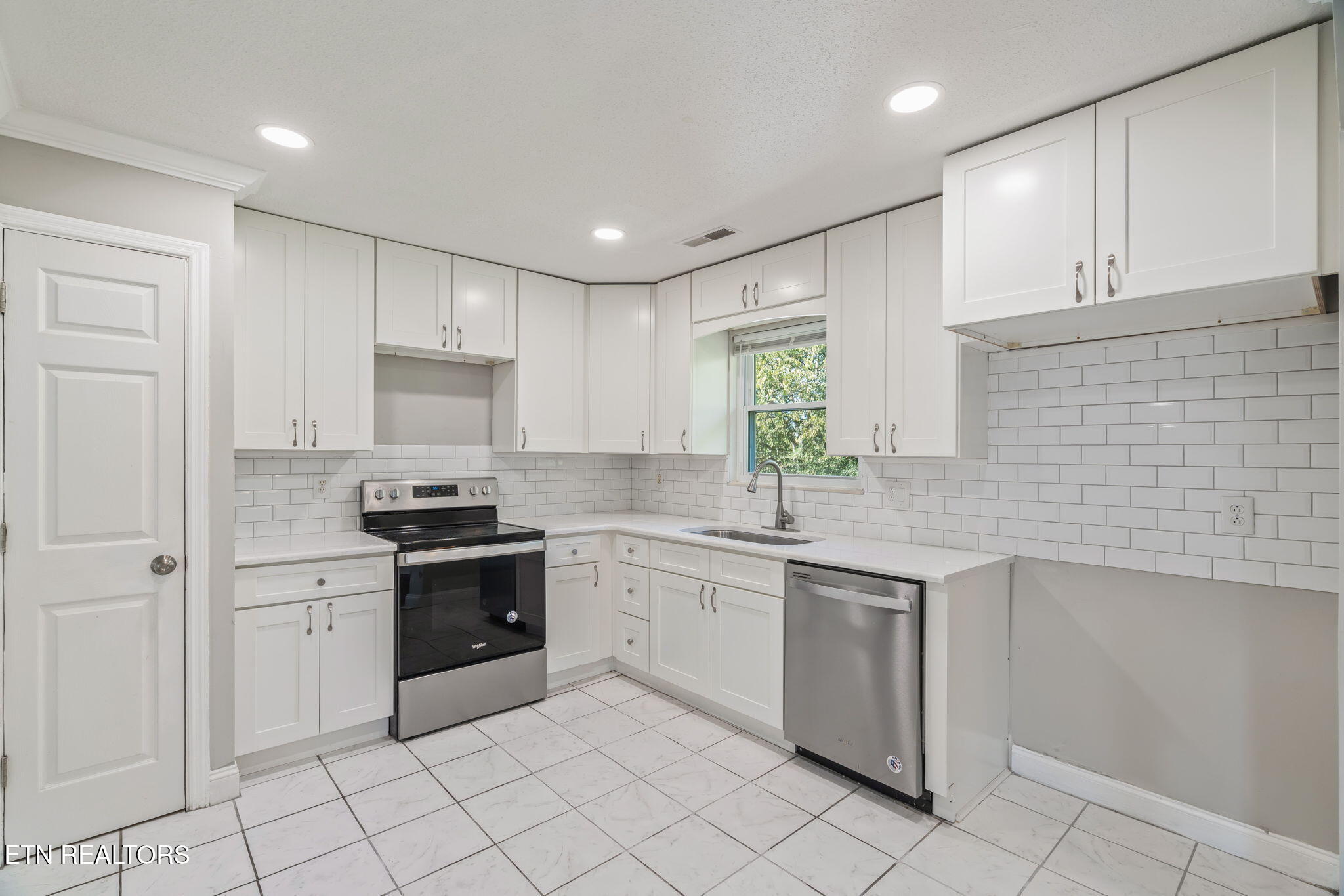 1321 Scotsbury Circle