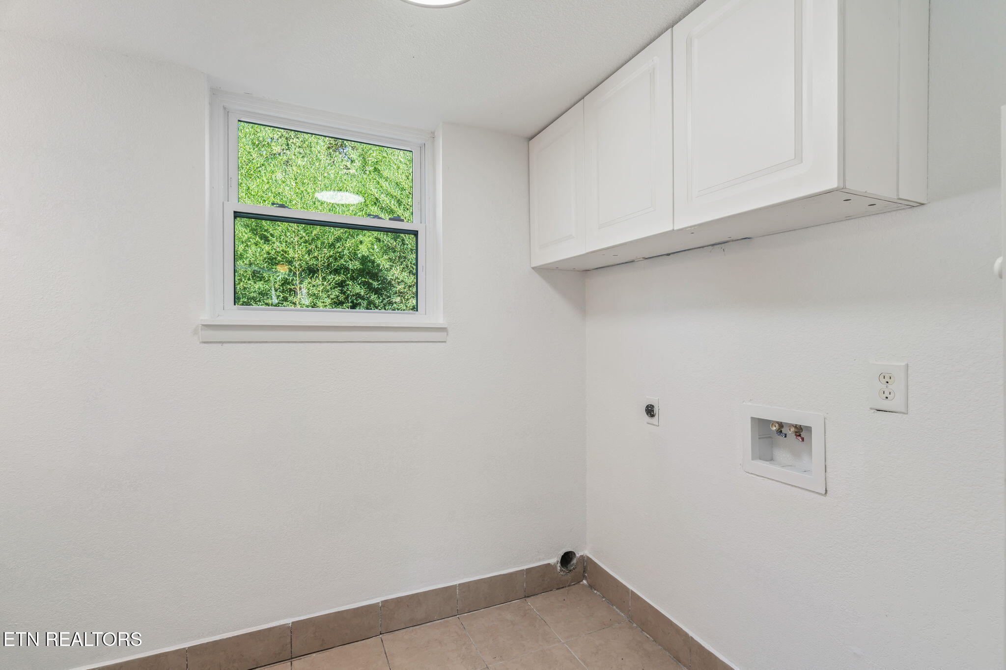 1321 Scotsbury Circle