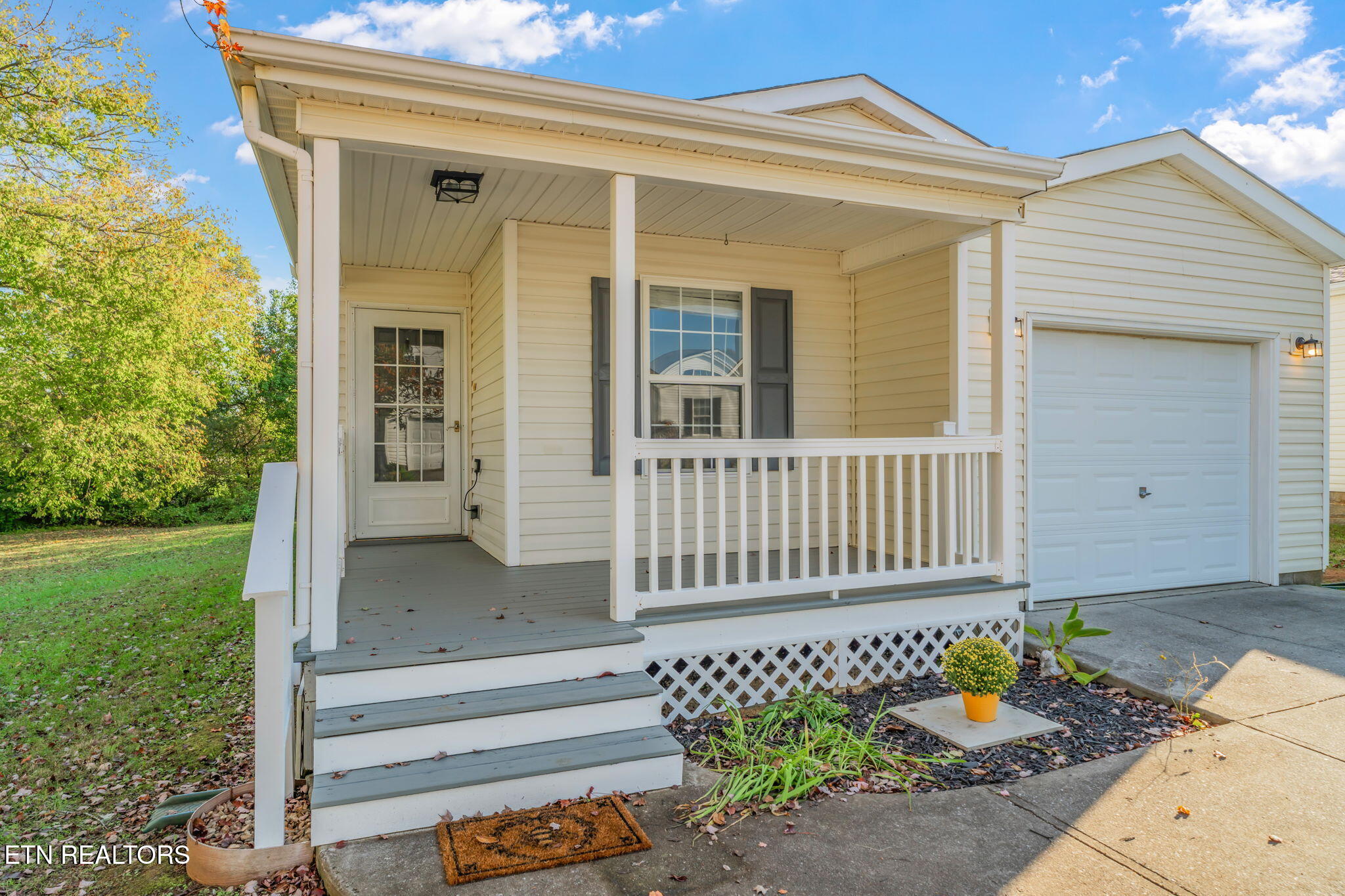 1728 Delmonte Way, Knoxville