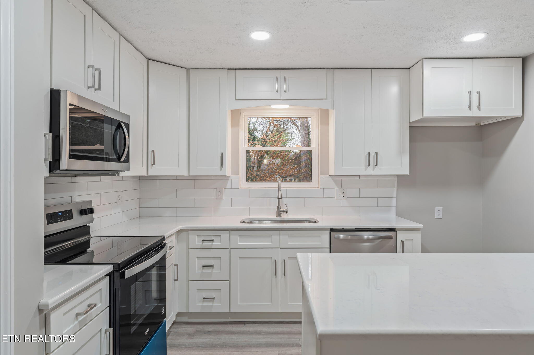 701 S Cedar Bluff Rd