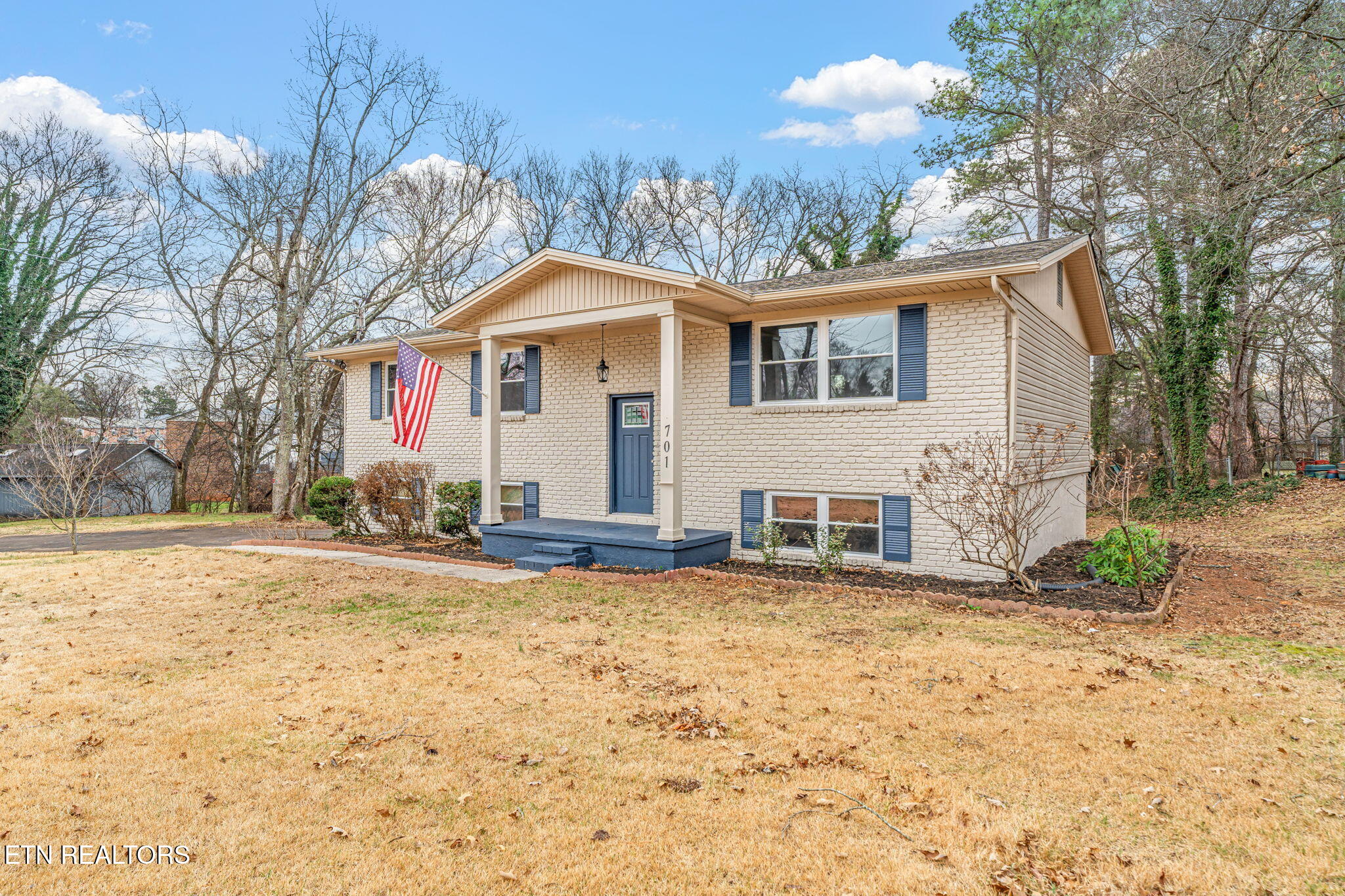 701 S Cedar Bluff Rd