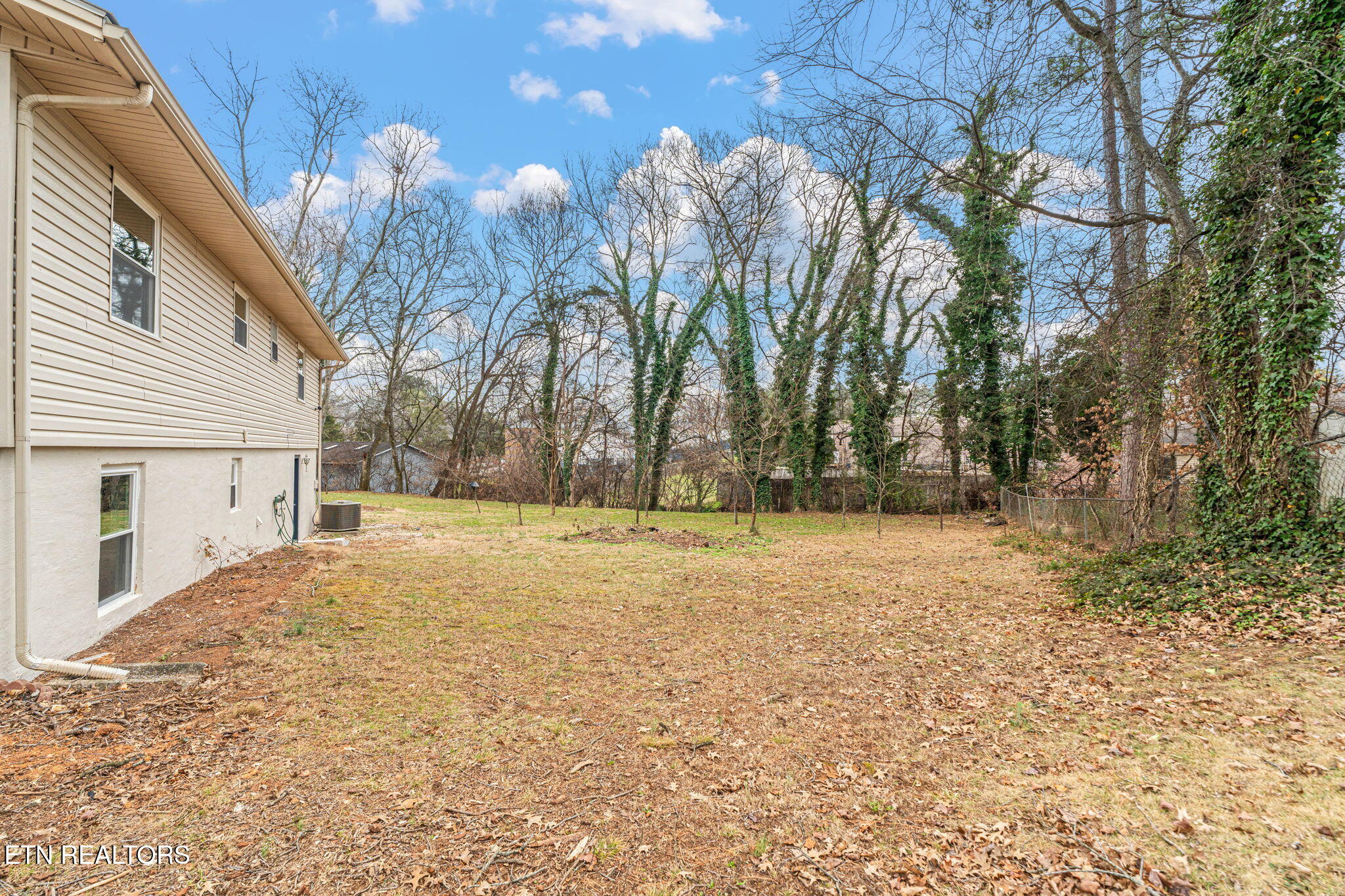 701 S Cedar Bluff Rd