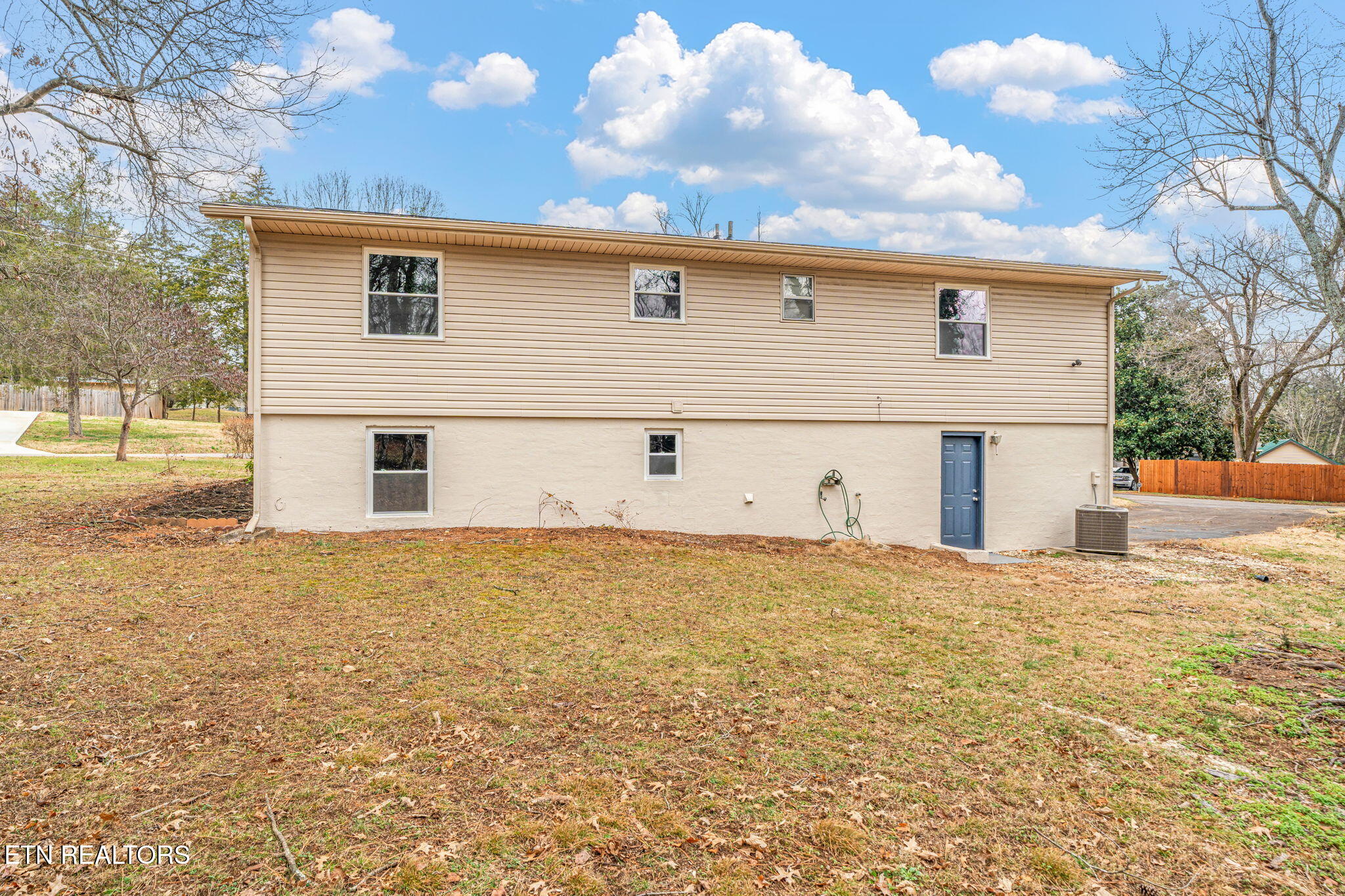 701 S Cedar Bluff Rd