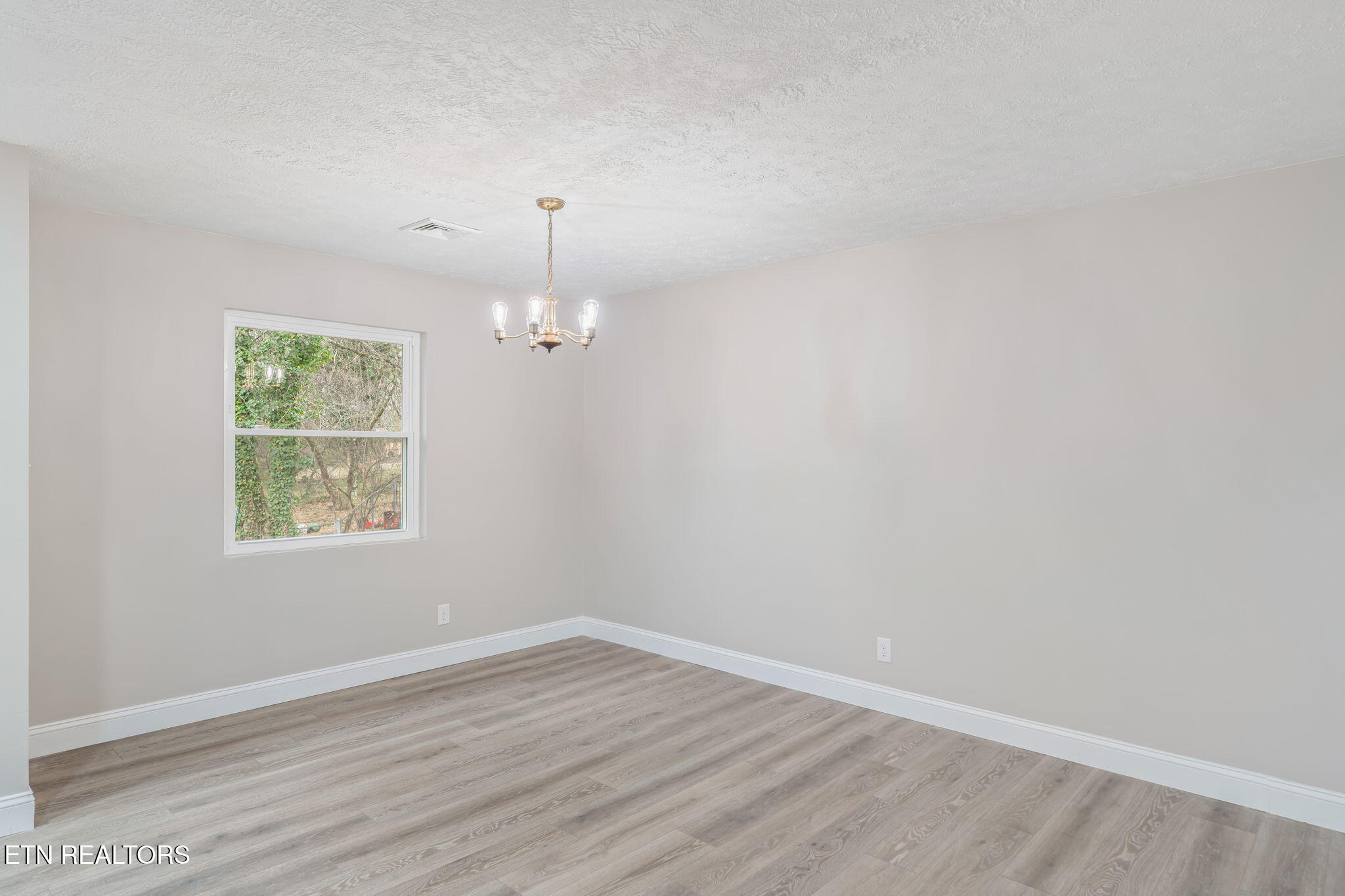 701 S Cedar Bluff Rd