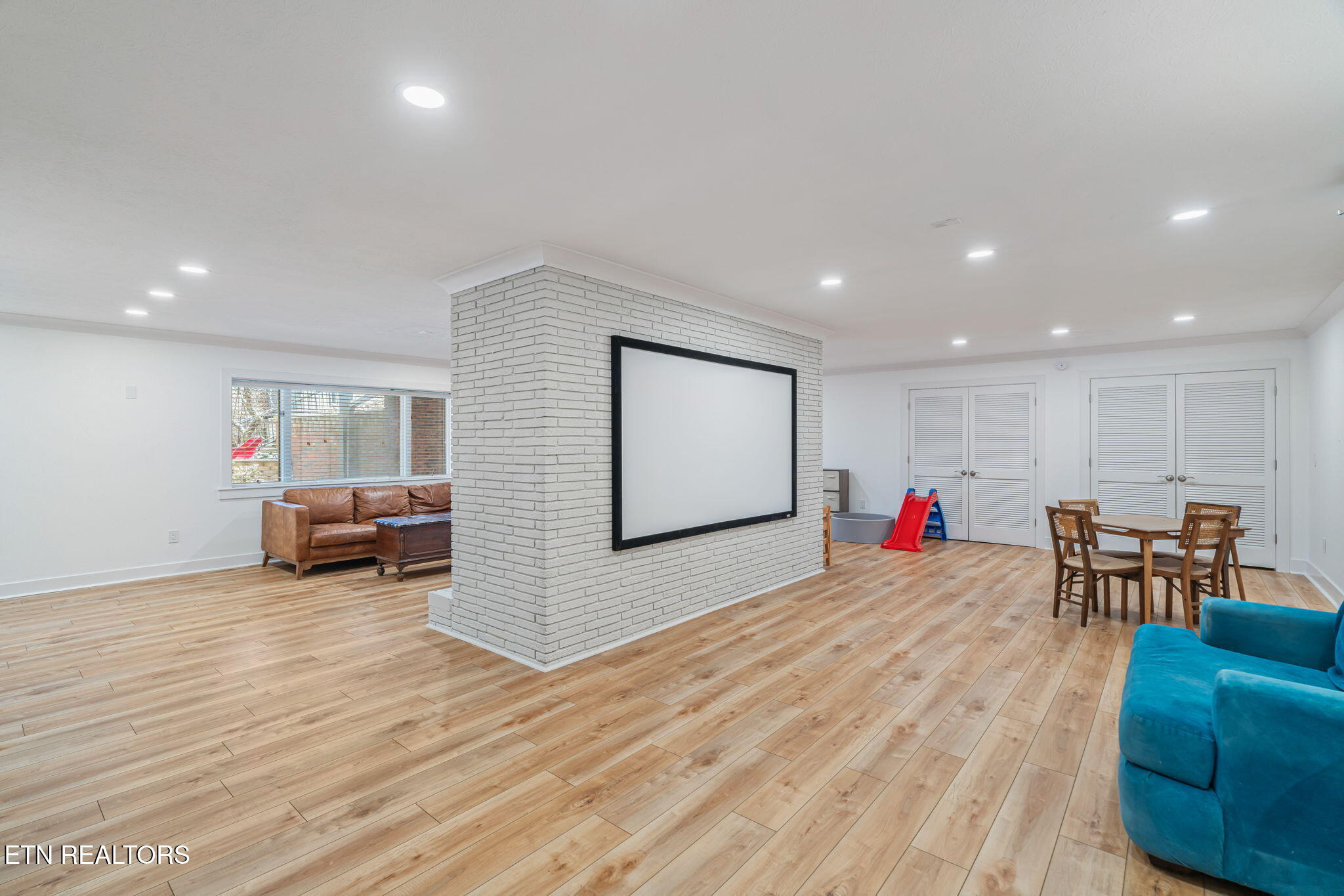 7141 Wellington Drive