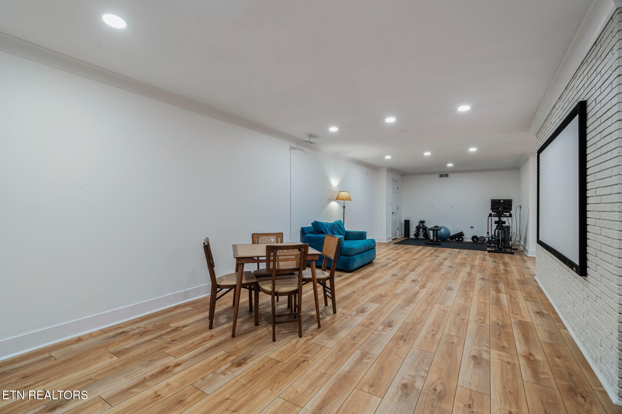 7141 Wellington Drive