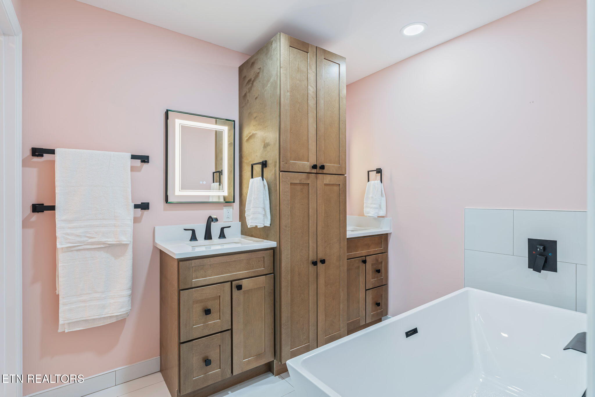 7141 Wellington Drive