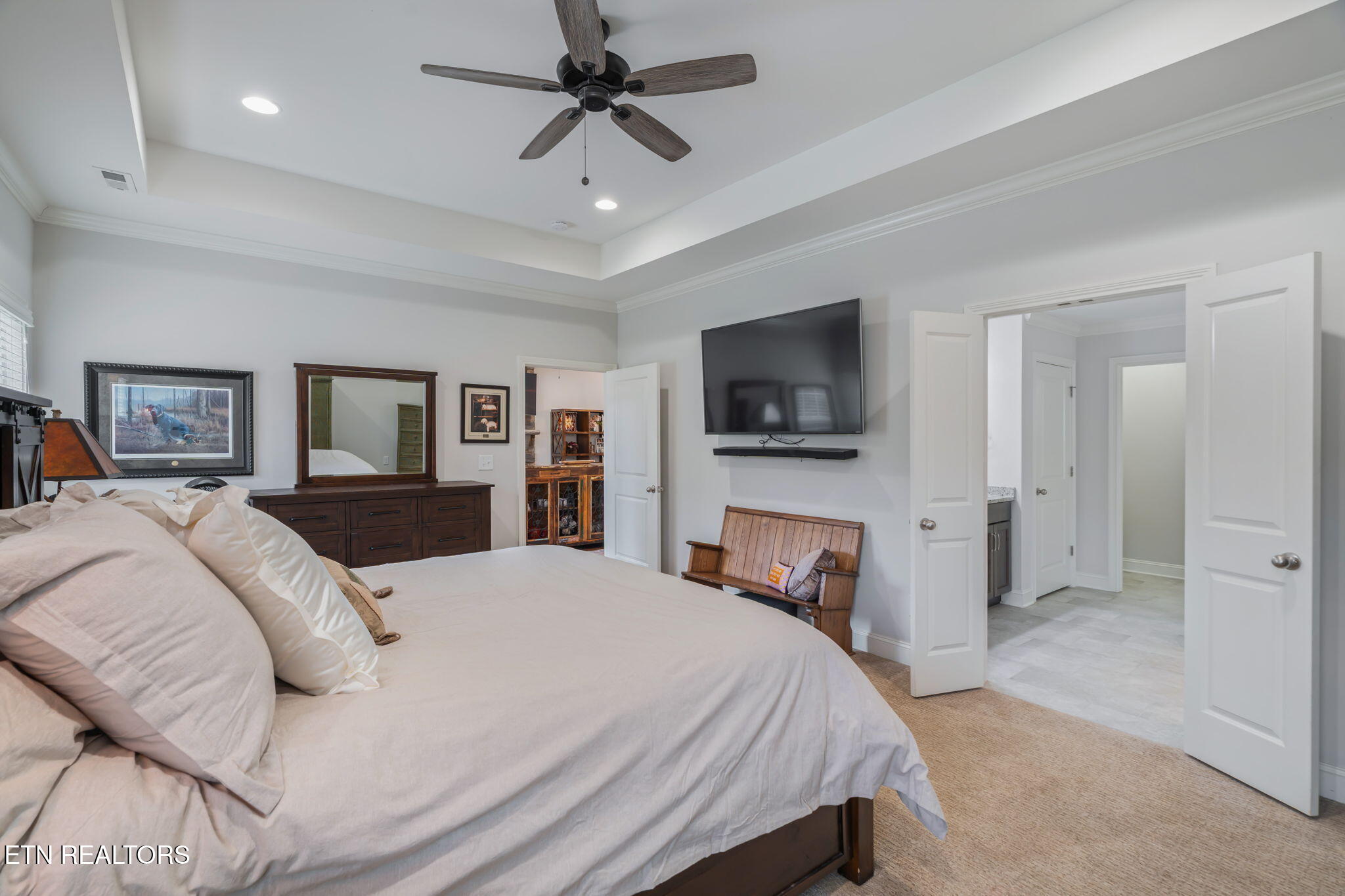 750 Valley Glen Blvd