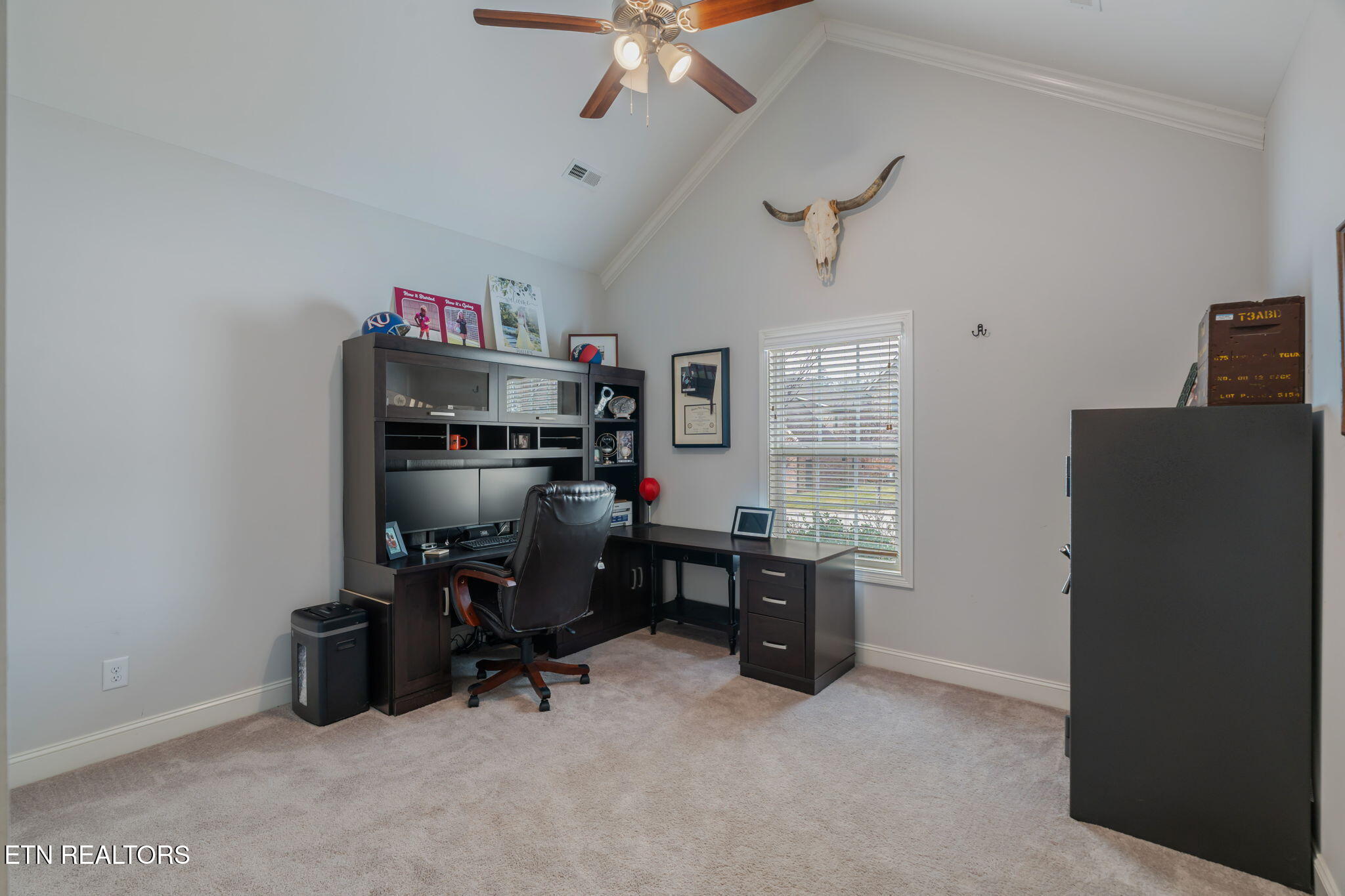 750 Valley Glen Blvd