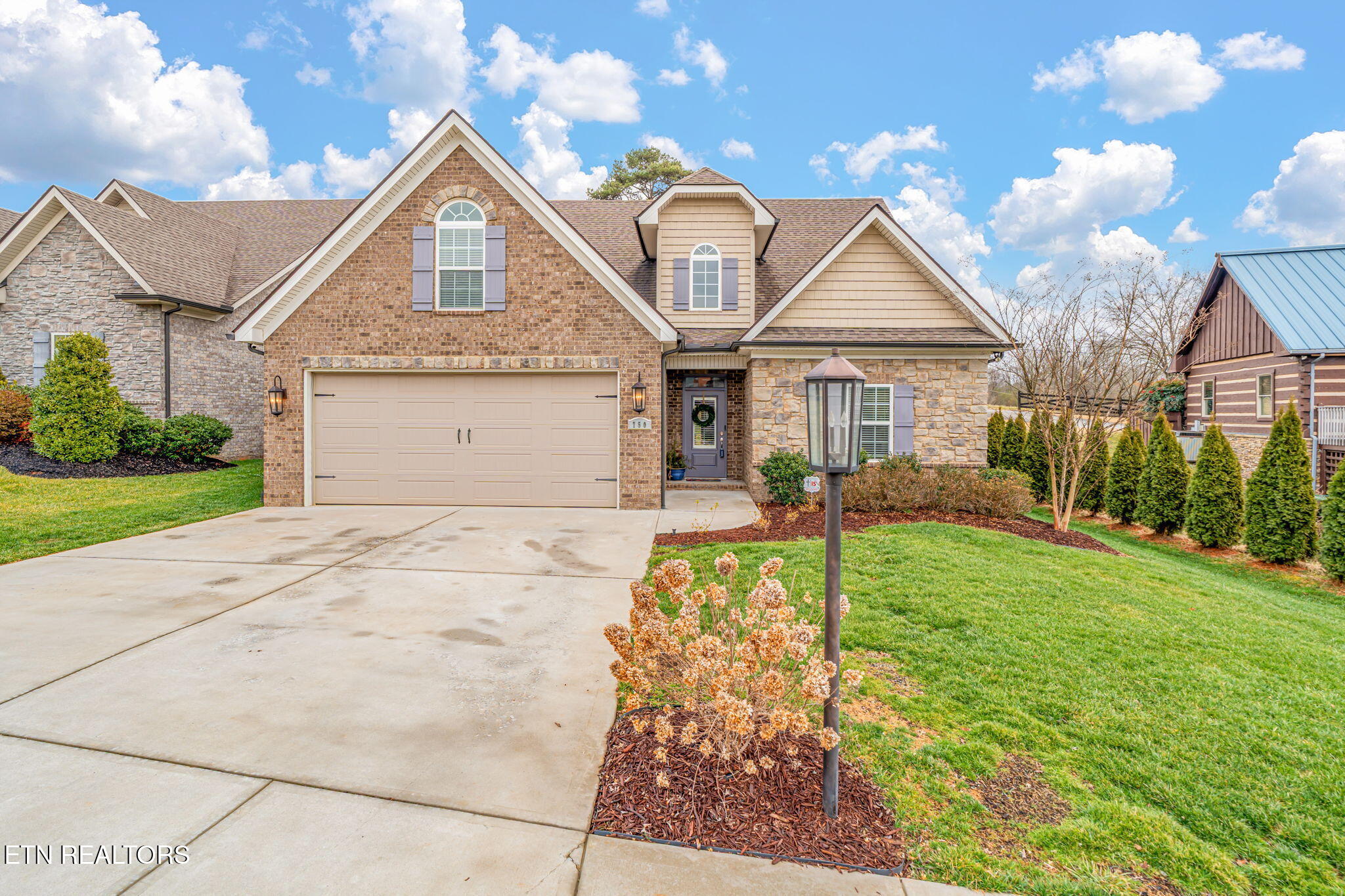 750 Valley Glen Blvd